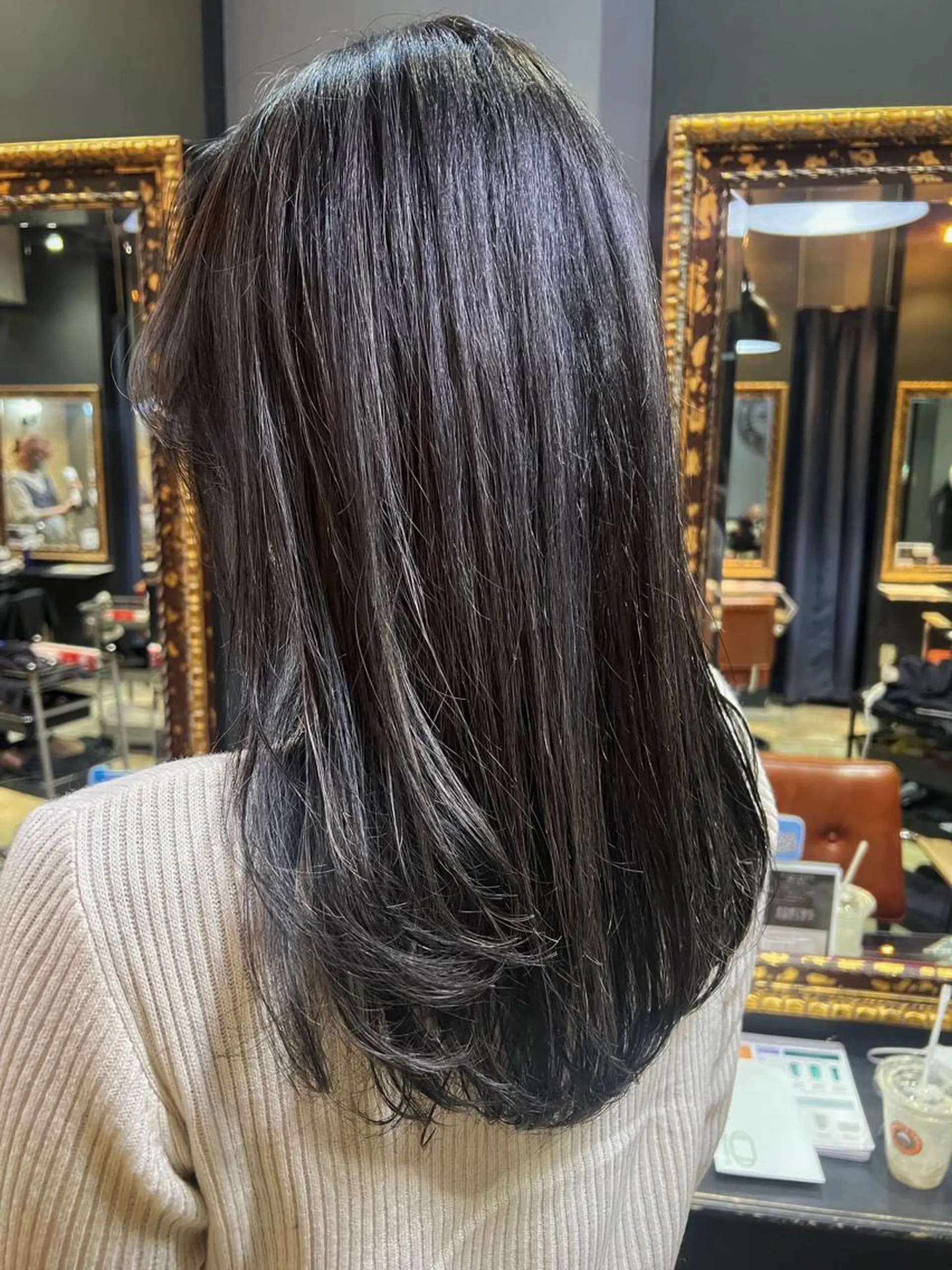 ロング カラー 透明感カラー ダークグレー ハイライトカラー ハイライト 韓国風ヘア ヘアカラー 【N°deseo】 Hiromi🦋のヘアスタイル