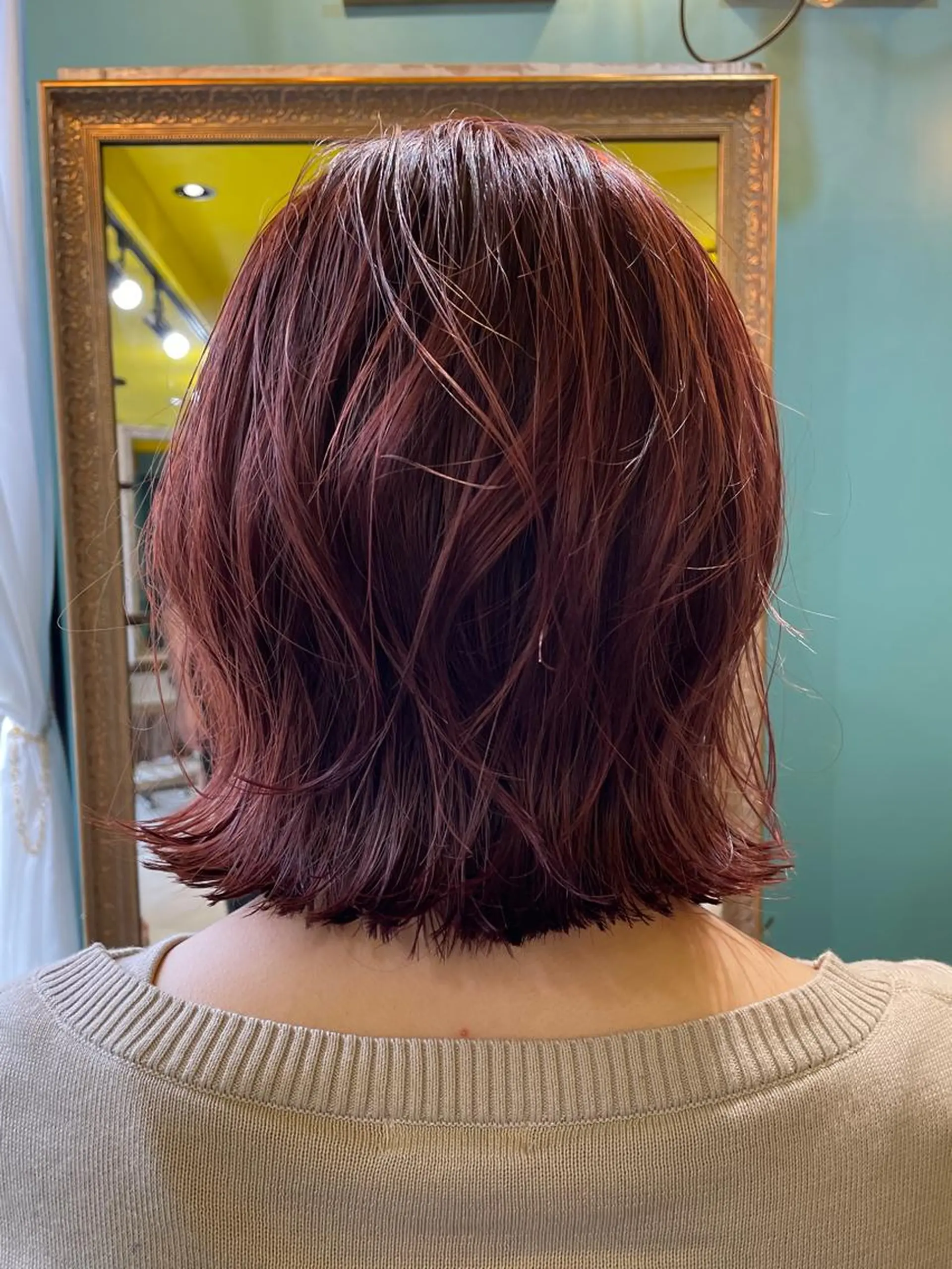 ミディアム カット ヘアカラー トリートメント 末石 智のヘアスタイル