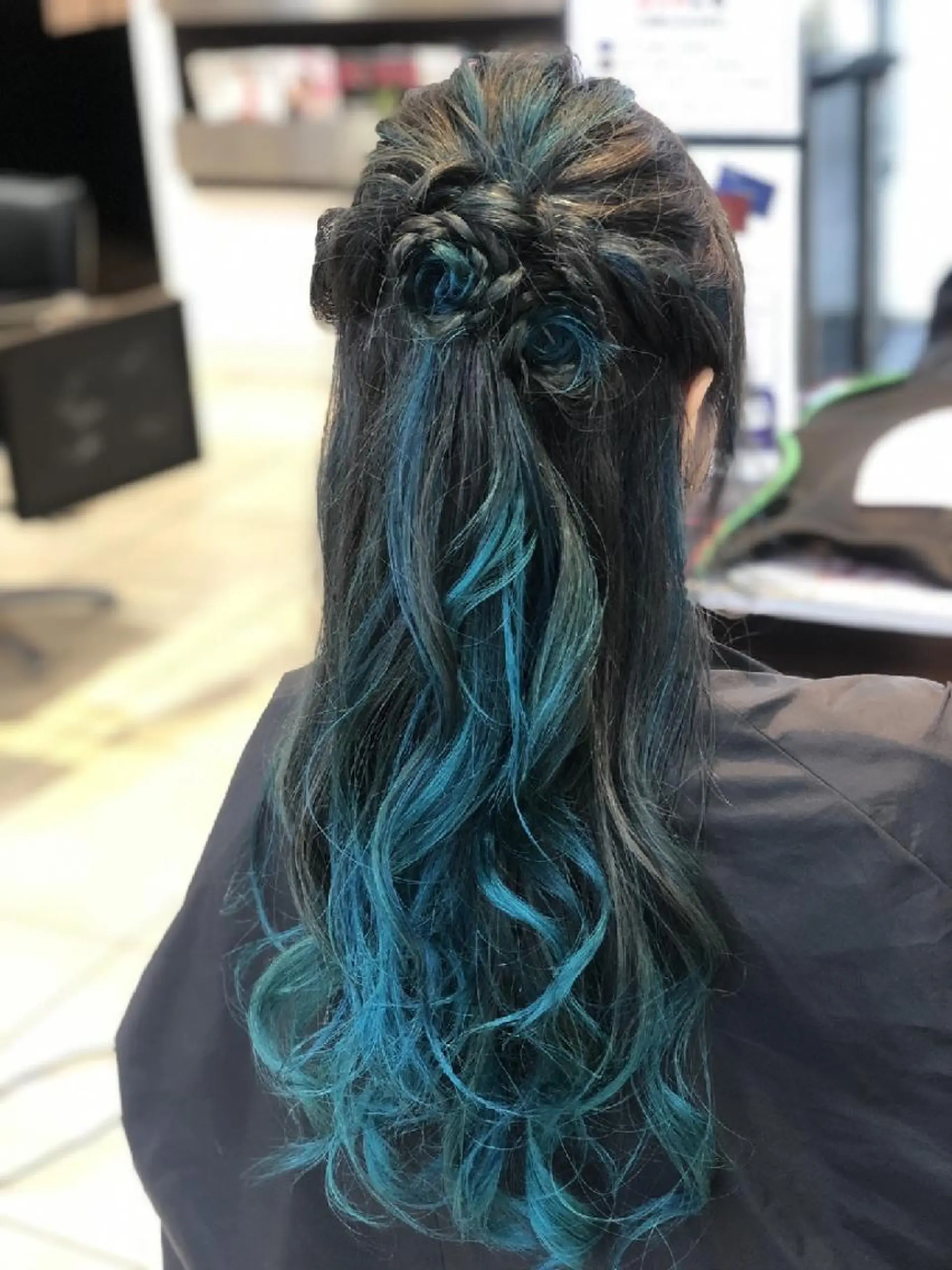 ロング カラー ヘアアレンジ 栗田 由佳の眉毛・アイブロウイメージ