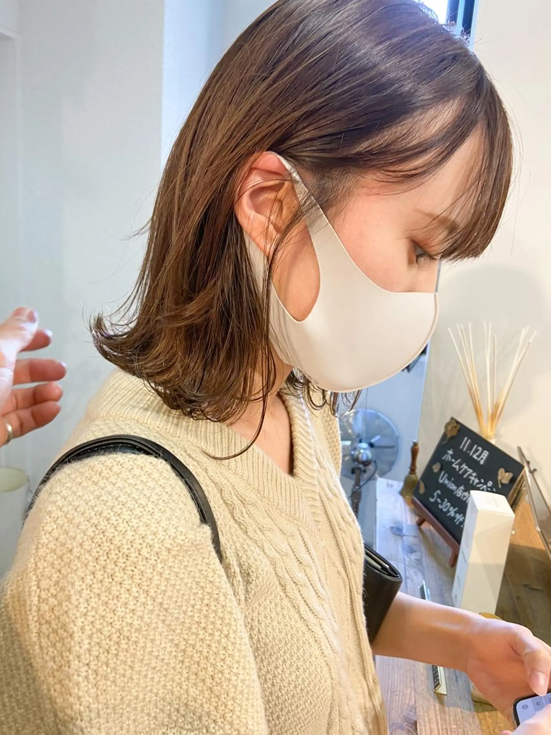 ミディアム カラー アッシュ ベージュカラー ブラウンカラー 透明感カラー ココアベージュ カット ヘアカラー トリートメント 岡本康平/ボブ/ブリ ーチ/似合わせカットのヘアスタイル
