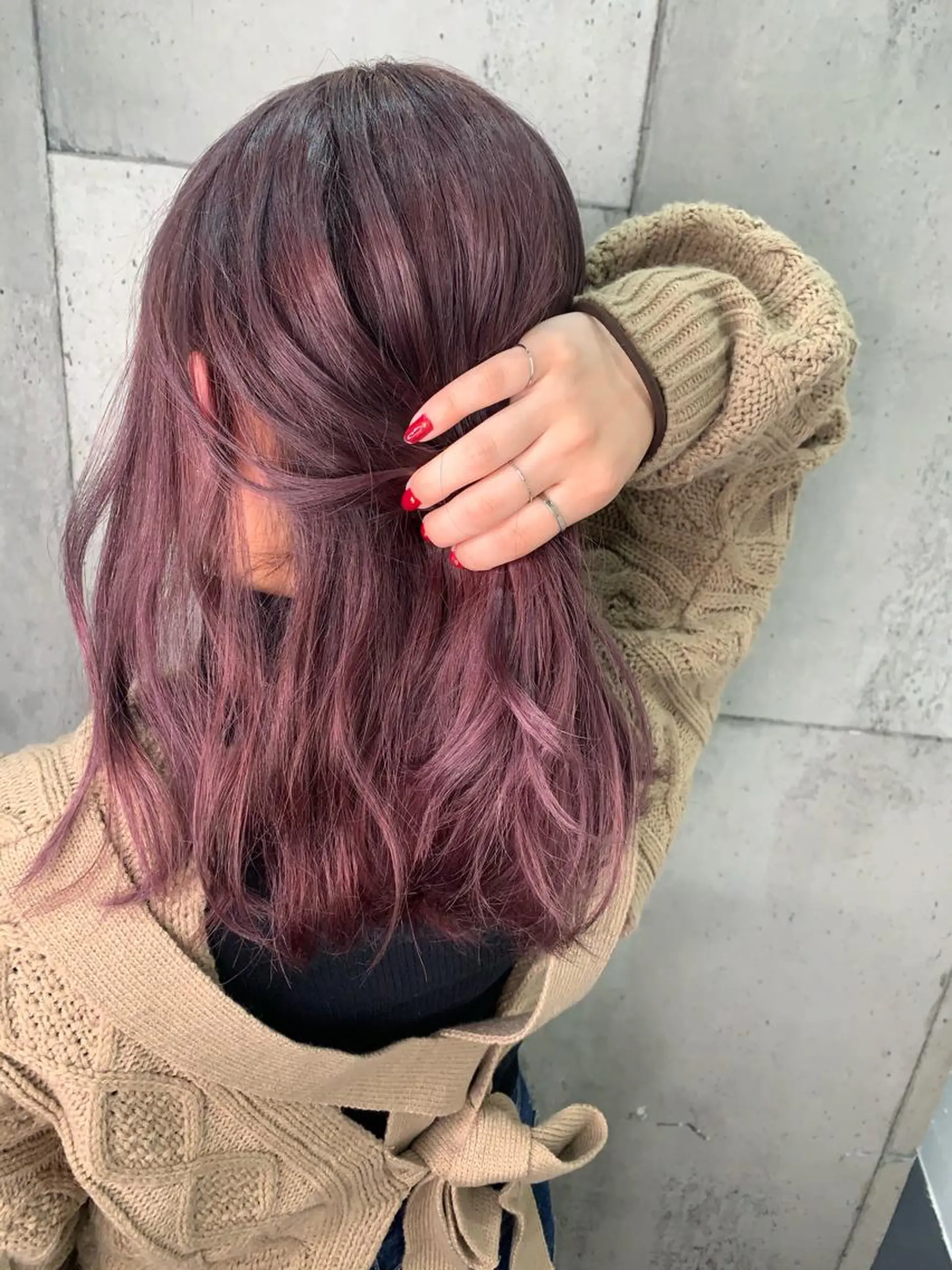 セミロング カラー Mikuri 【Little】のヘアスタイル