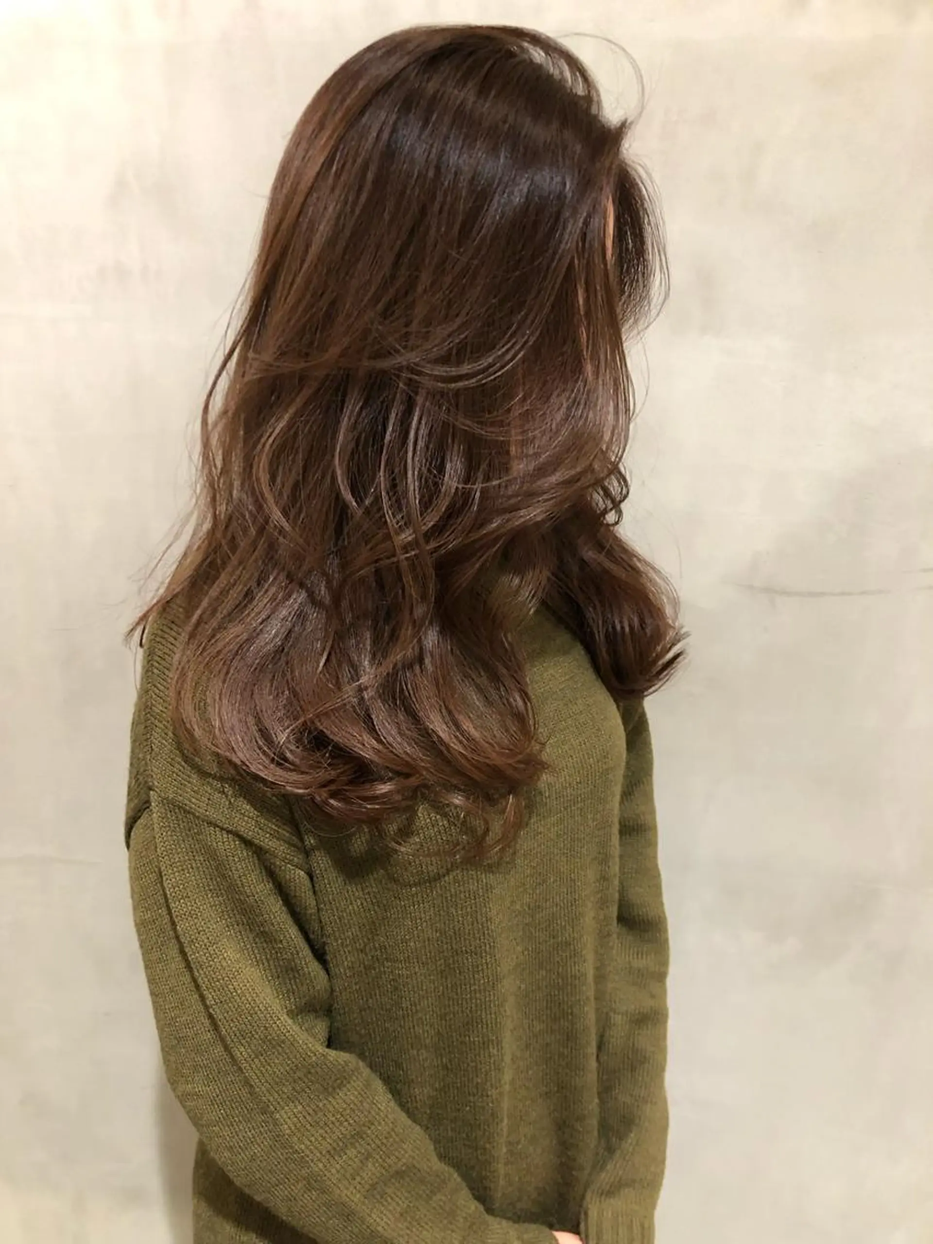 ミディアム カラー カット ヘアカラー トリートメント 大西 直人のヘアスタイル