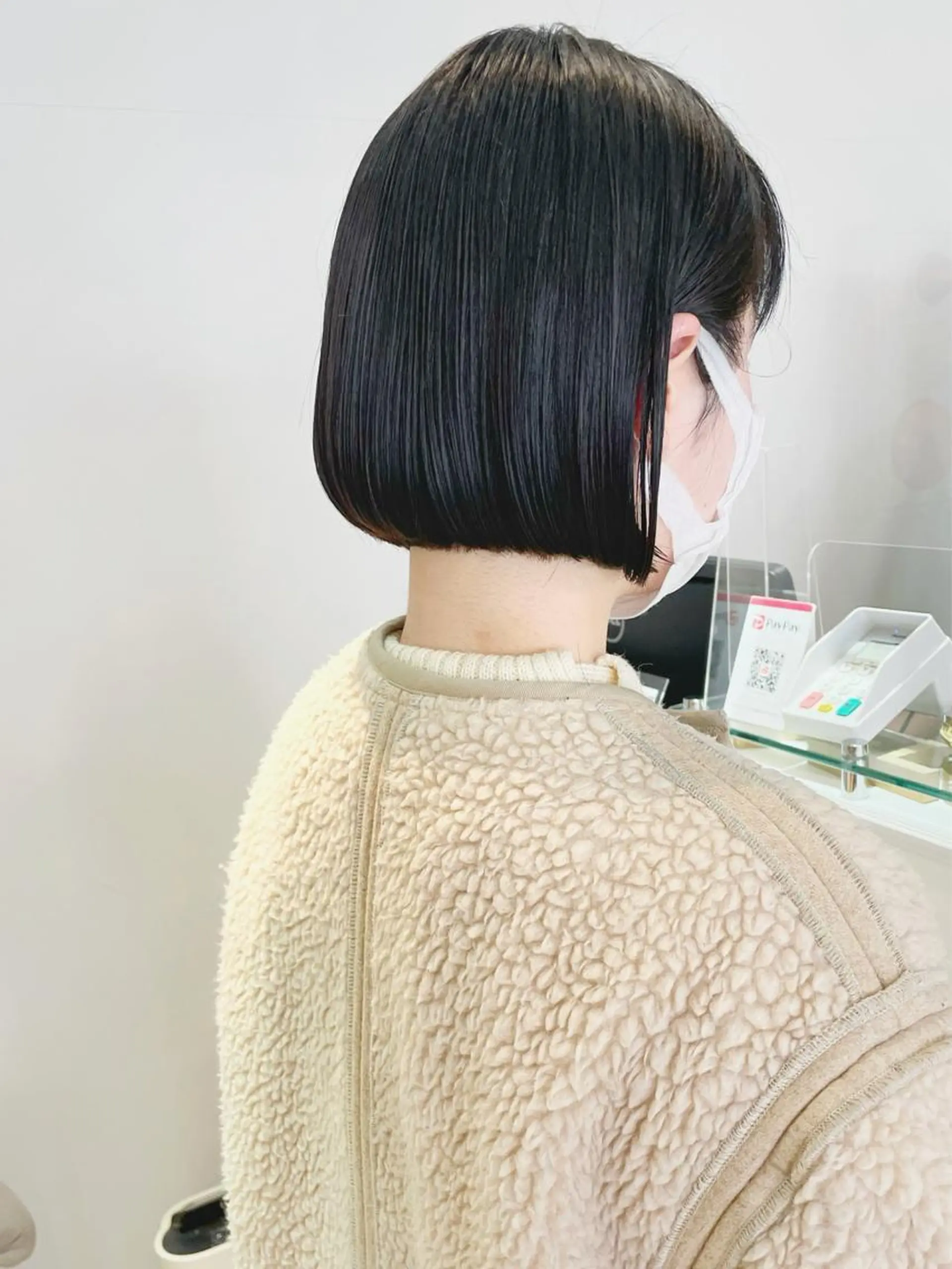 ショート ボブ カット ヘアカラー トリートメント 齋藤 咲のヘアスタイル