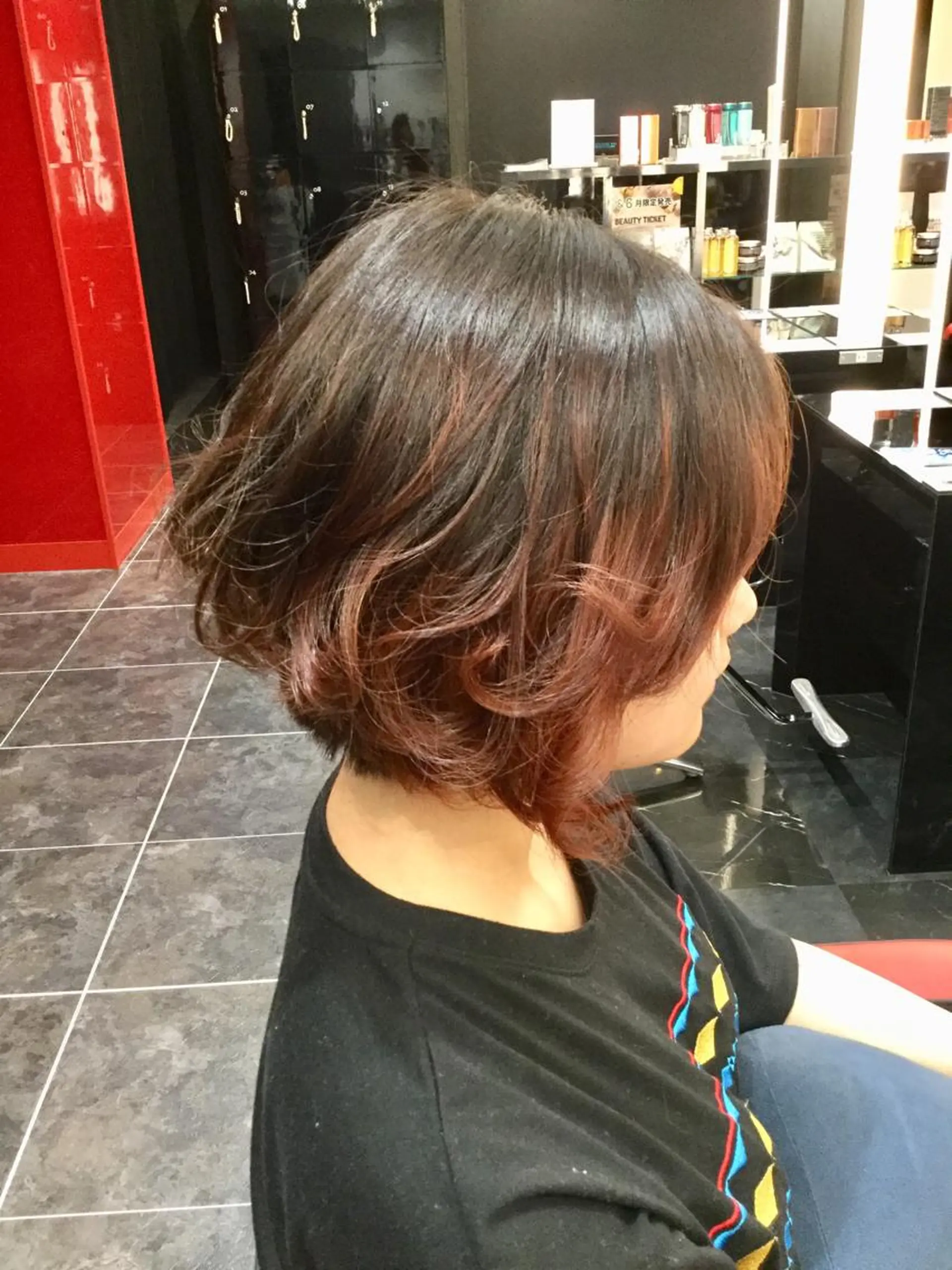 ミディアム カラー Annon プライベートサロンのヘアスタイル