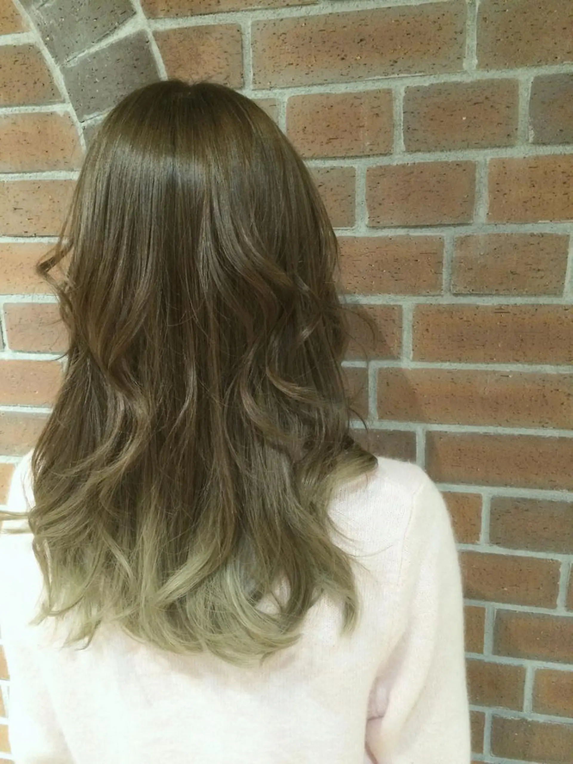 ミディアム セミロング ロング カラー グラデーションカラー グレージュ カラー/髪質改善スペ シャリスト宮本 伸一のヘアスタイル