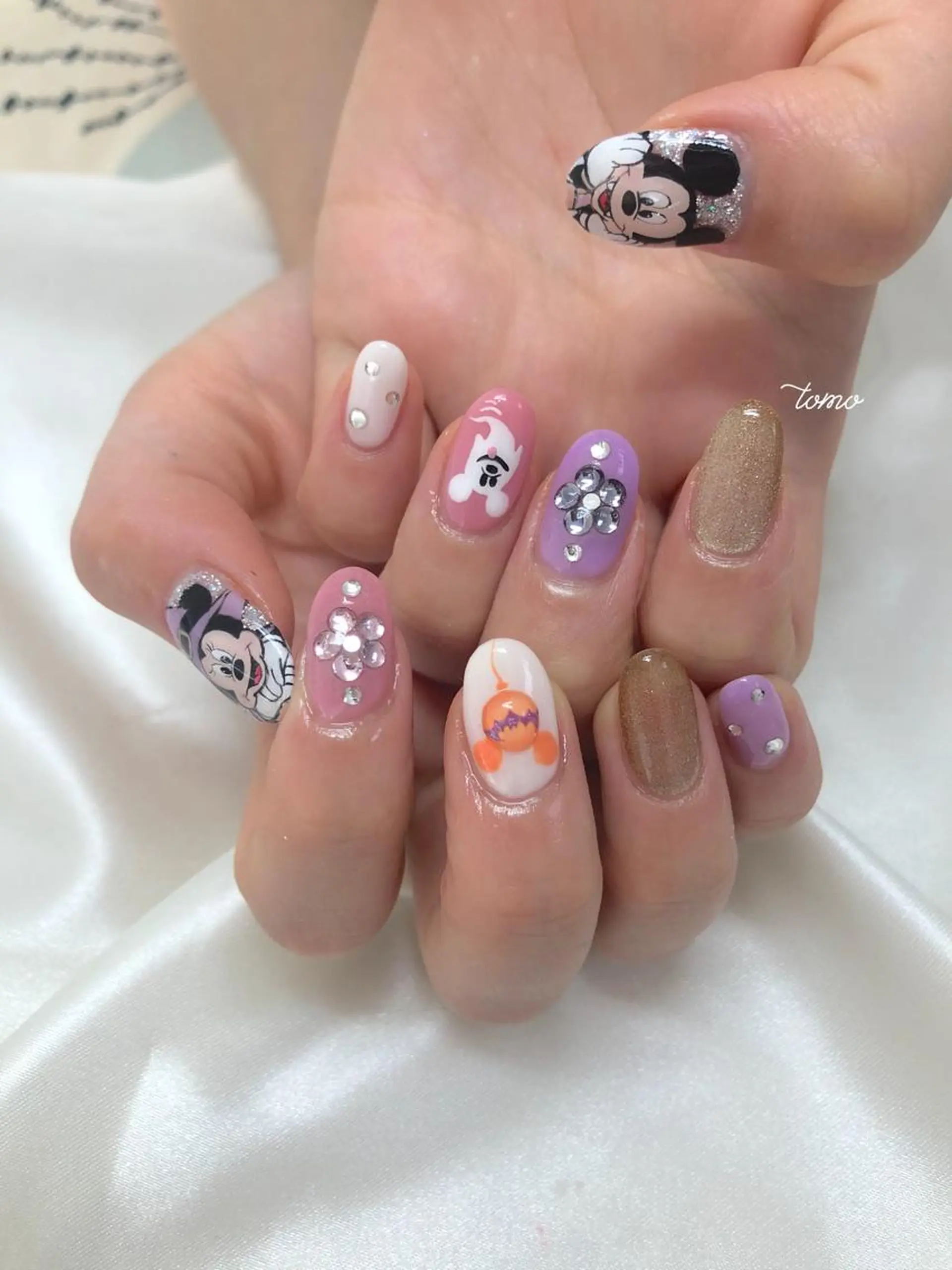 ネイル nailist TOMOのネイルデザイン