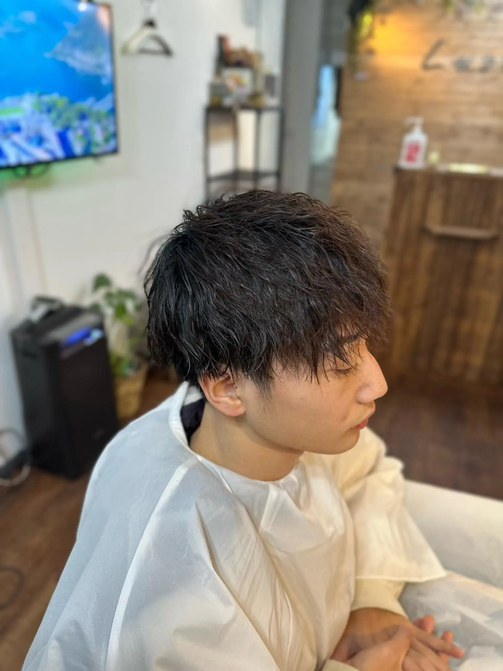 ミディアム パーマ メンズ ミディアムパーマ メンズパーマ カット Luzir⭐︎ GEN⭐︎のヘアスタイル