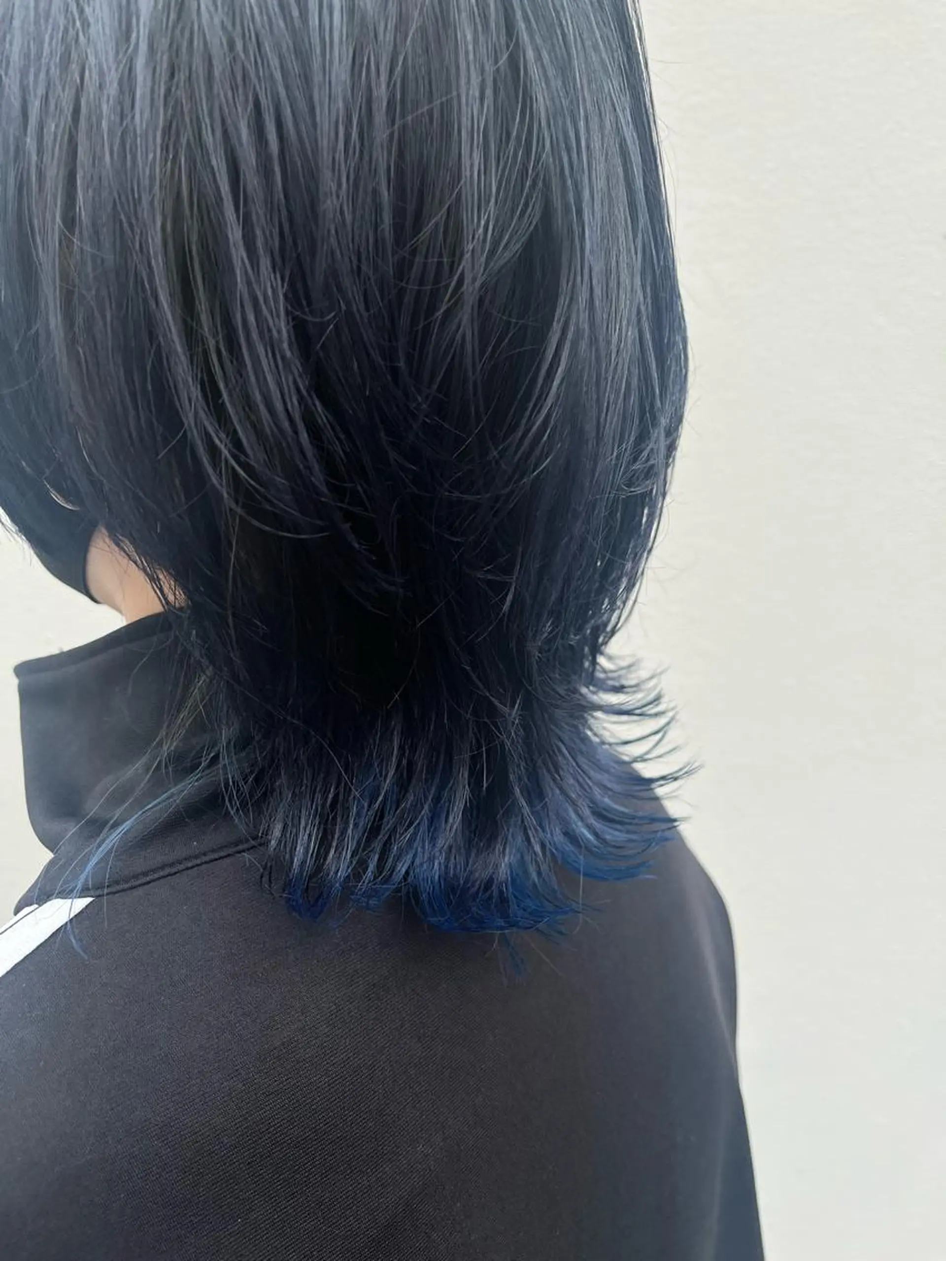 ミディアム メンズ ヘアカラー トリートメント ♱地雷カラー♱ウルフ ♱ 藍衣 ♱のヘアスタイル