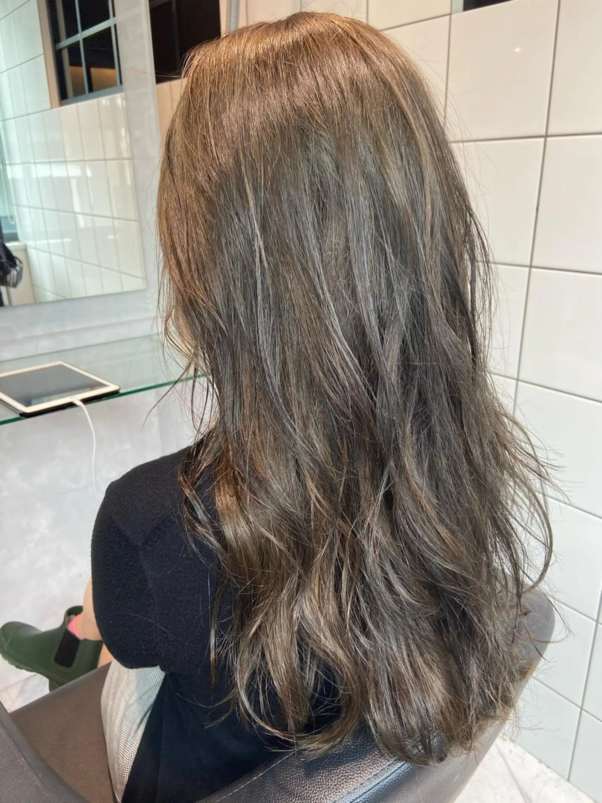 セミロング カラー パーマ ブリーチ グレージュ ブリーチなしカラー 大人かわいい💍🤍 ボブ/ショートボブのヘアスタイル