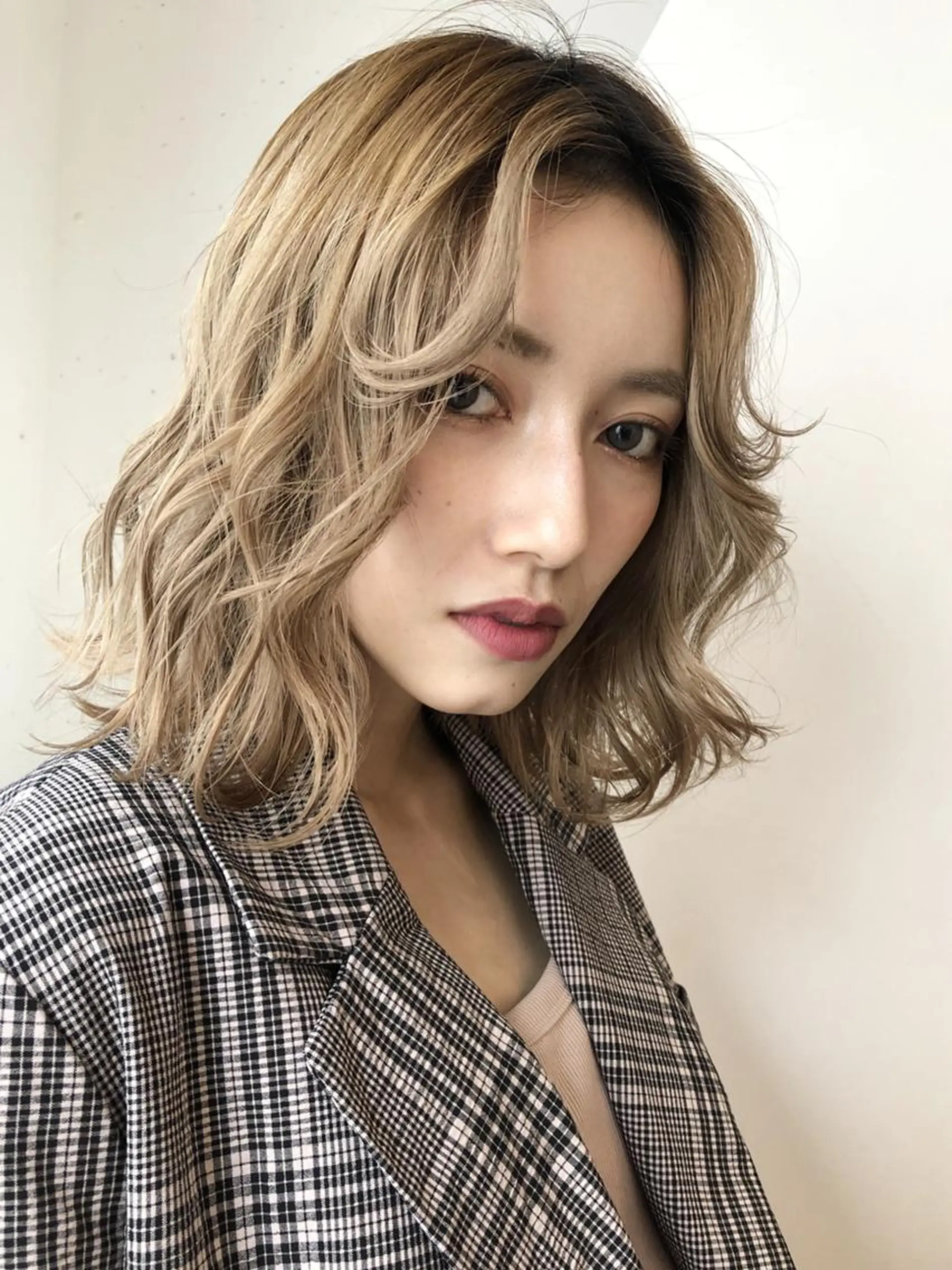 ミディアム カラー ヘアアレンジ パーマ ITbyALBUM 中野店のヘアスタイル