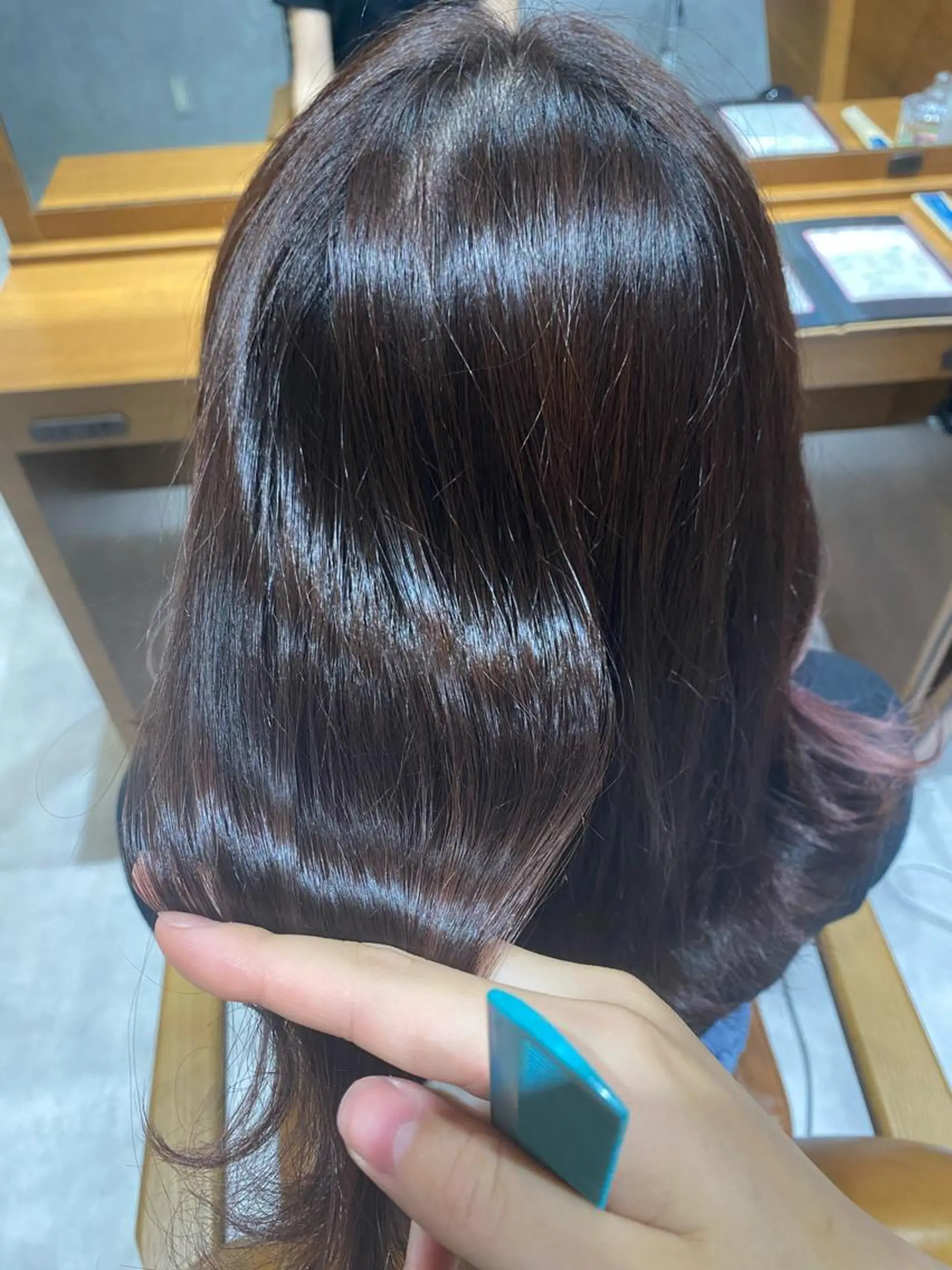 セミロング トリートメント デザインカラー モデル募集🌈のヘアスタイル