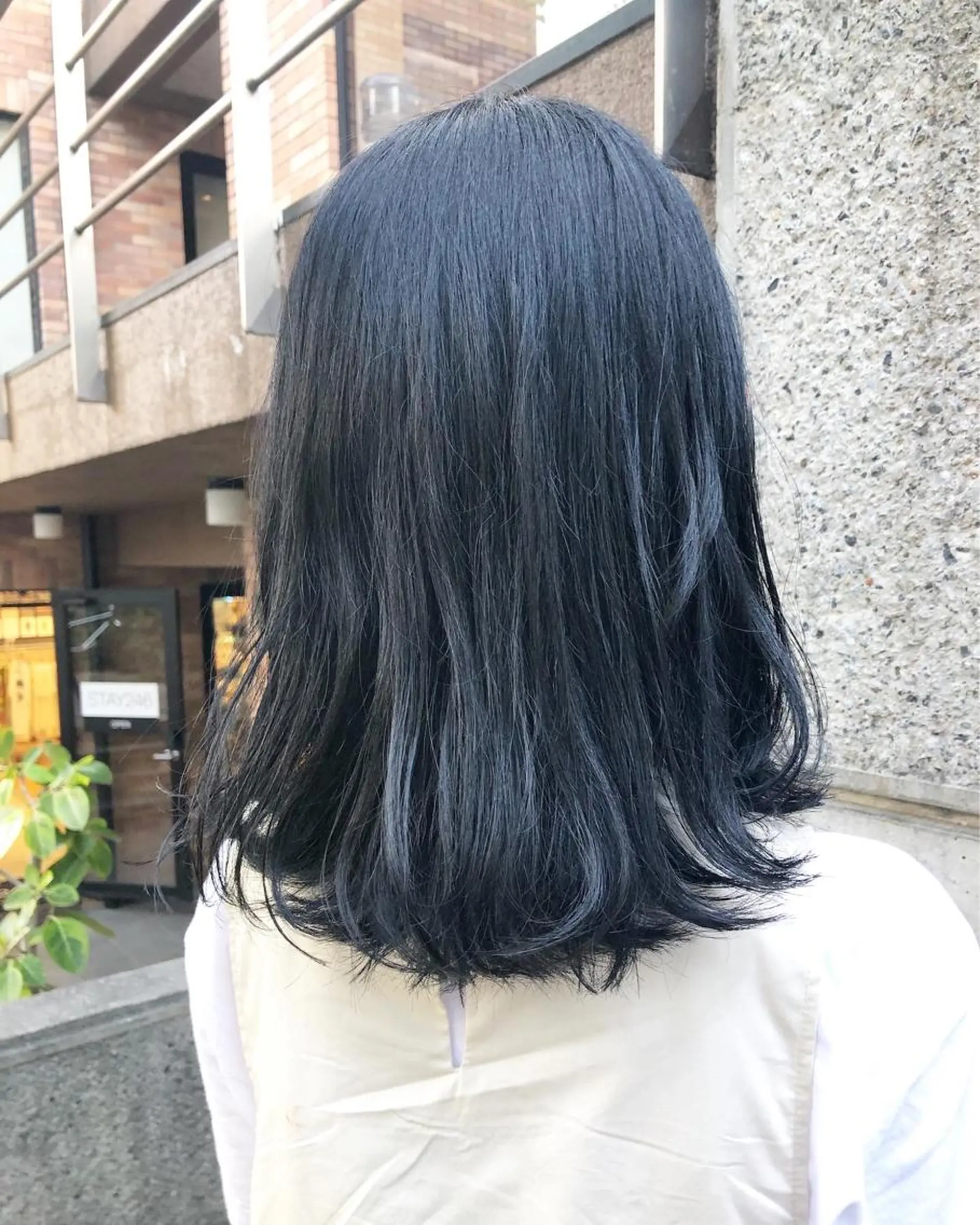 セミロング カラー ヘアアレンジ 黒髪 ブルーカラー ブルーブラック ヘアカラー トリートメント メンズ特化✂️栗原 侑也のヘアスタイル