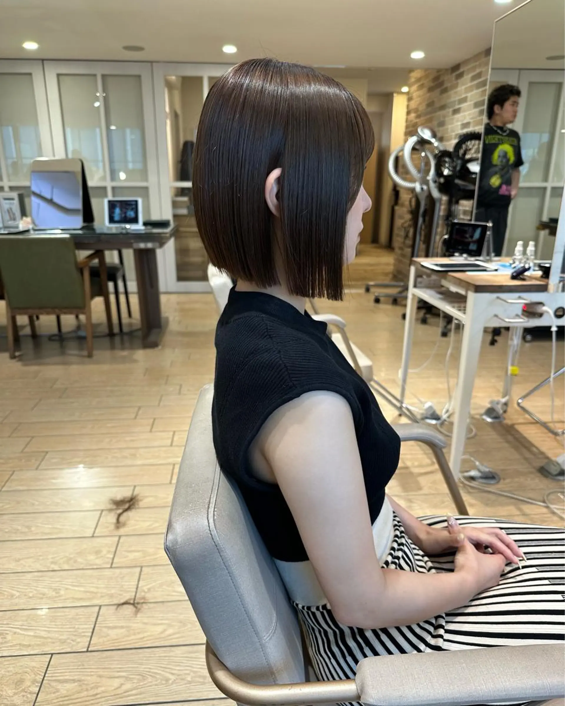 ショート 切りっぱなしボブ 前下がりボブ ショートボブ ボブ くびれヘア カット ヘアカラー トリートメント 市原 大翼のヘアスタイル