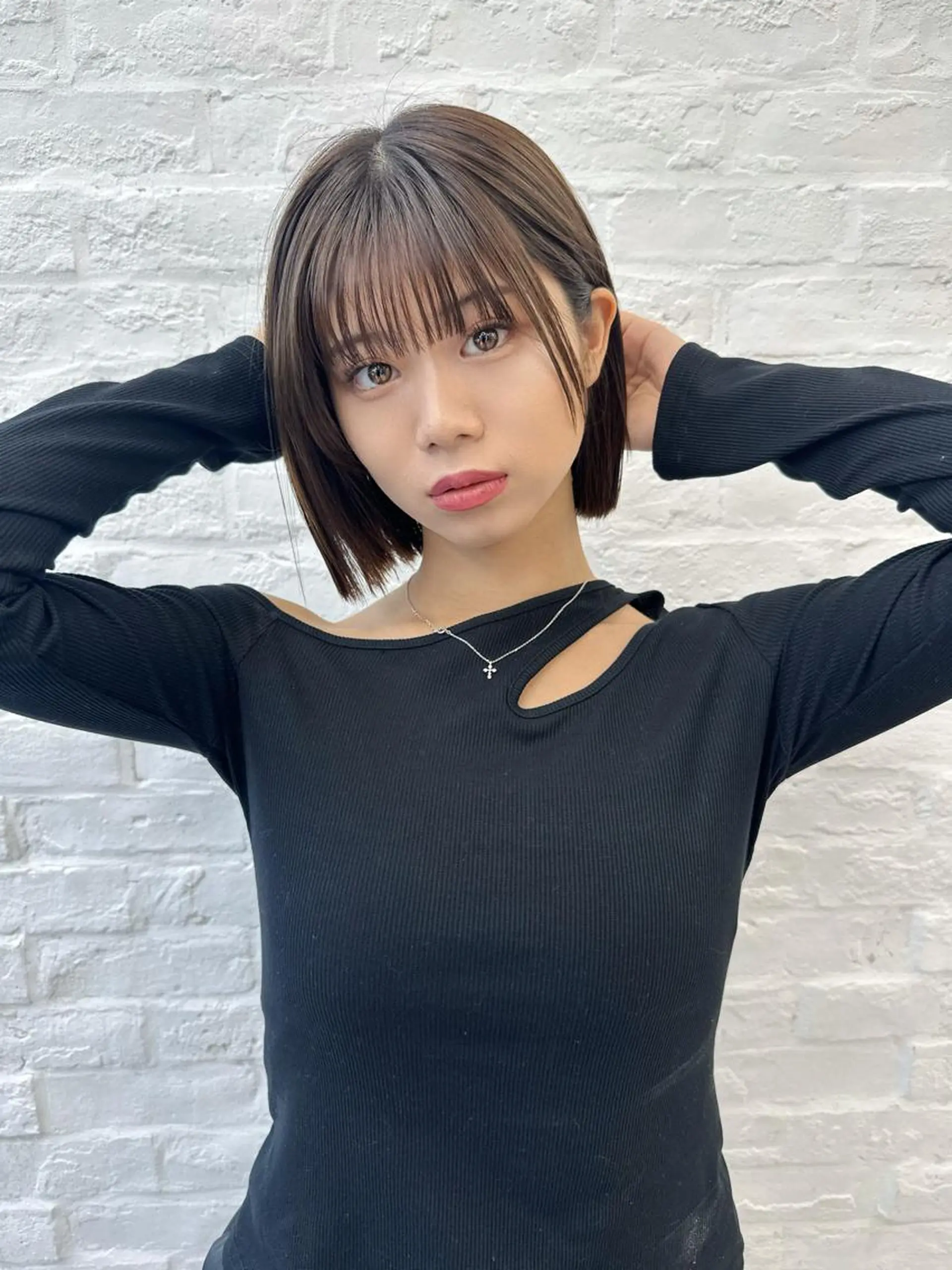 ミディアム 切りっぱなしボブ ショートボブ ボブ くびれヘア タンバルモリ カット ヘアカラー トリートメント 市原 大翼のヘアスタイル