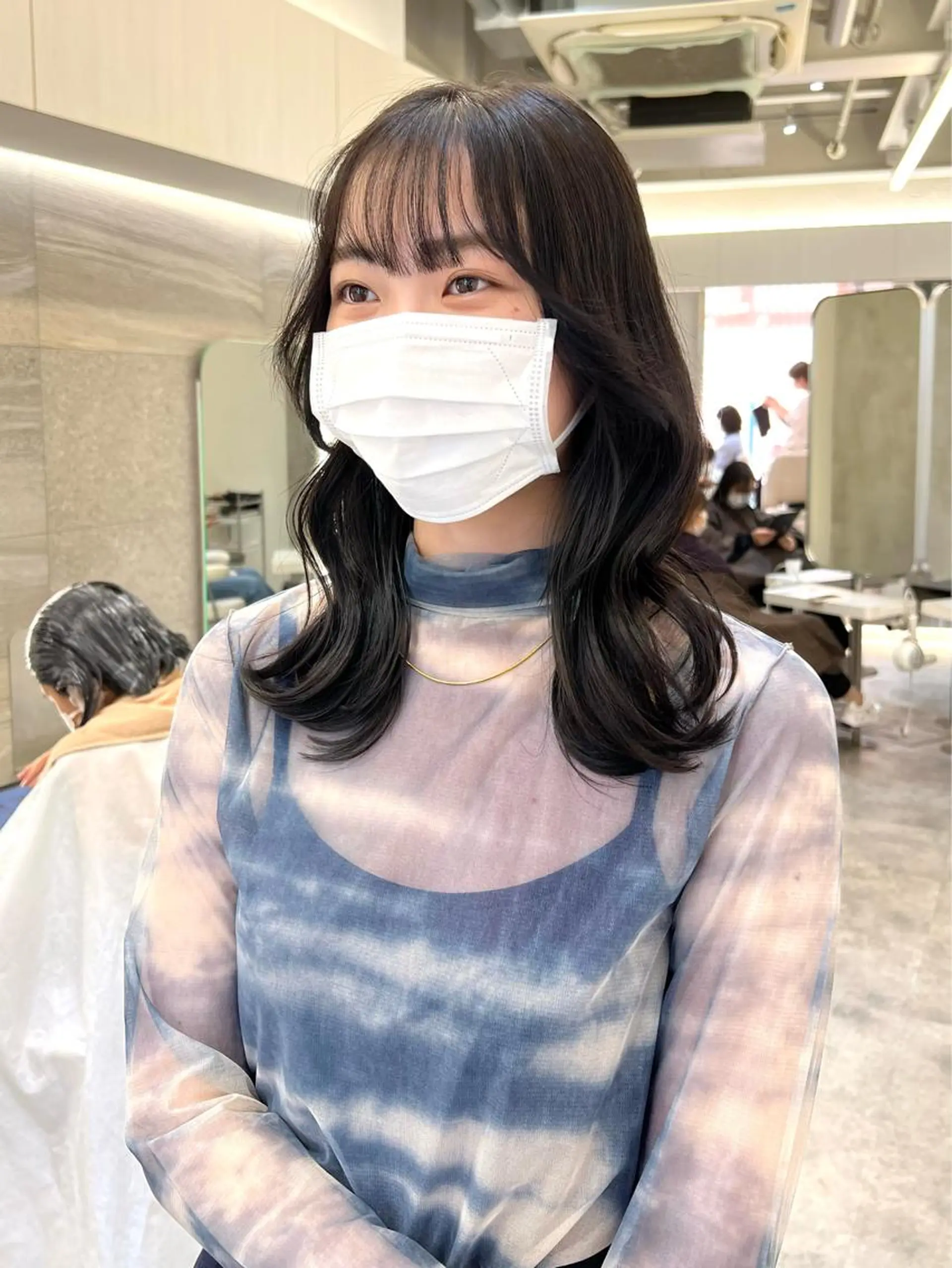 セミロング カラー ヘアアレンジ ダークグレー ダークグレージュ グレージュ くびれヘア 韓国風ヘア 髪質改善/縮毛矯正 鈴木裕介のヘアスタイル