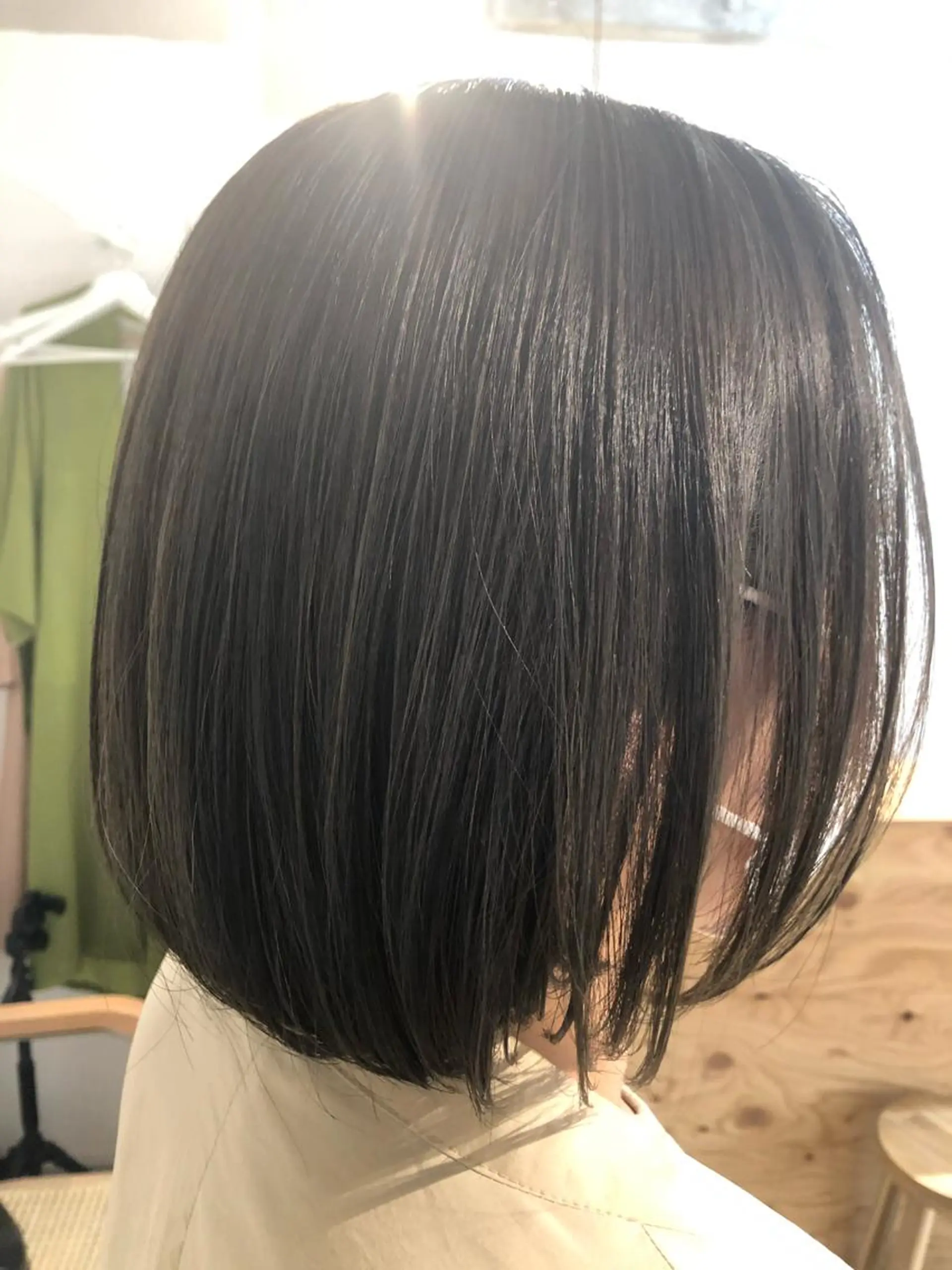 ミディアム カラー ベージュカラー 透明感カラー オリーブベージュ ボブ カット ヘアカラー トリートメント fit/ madokaのヘアスタイル
