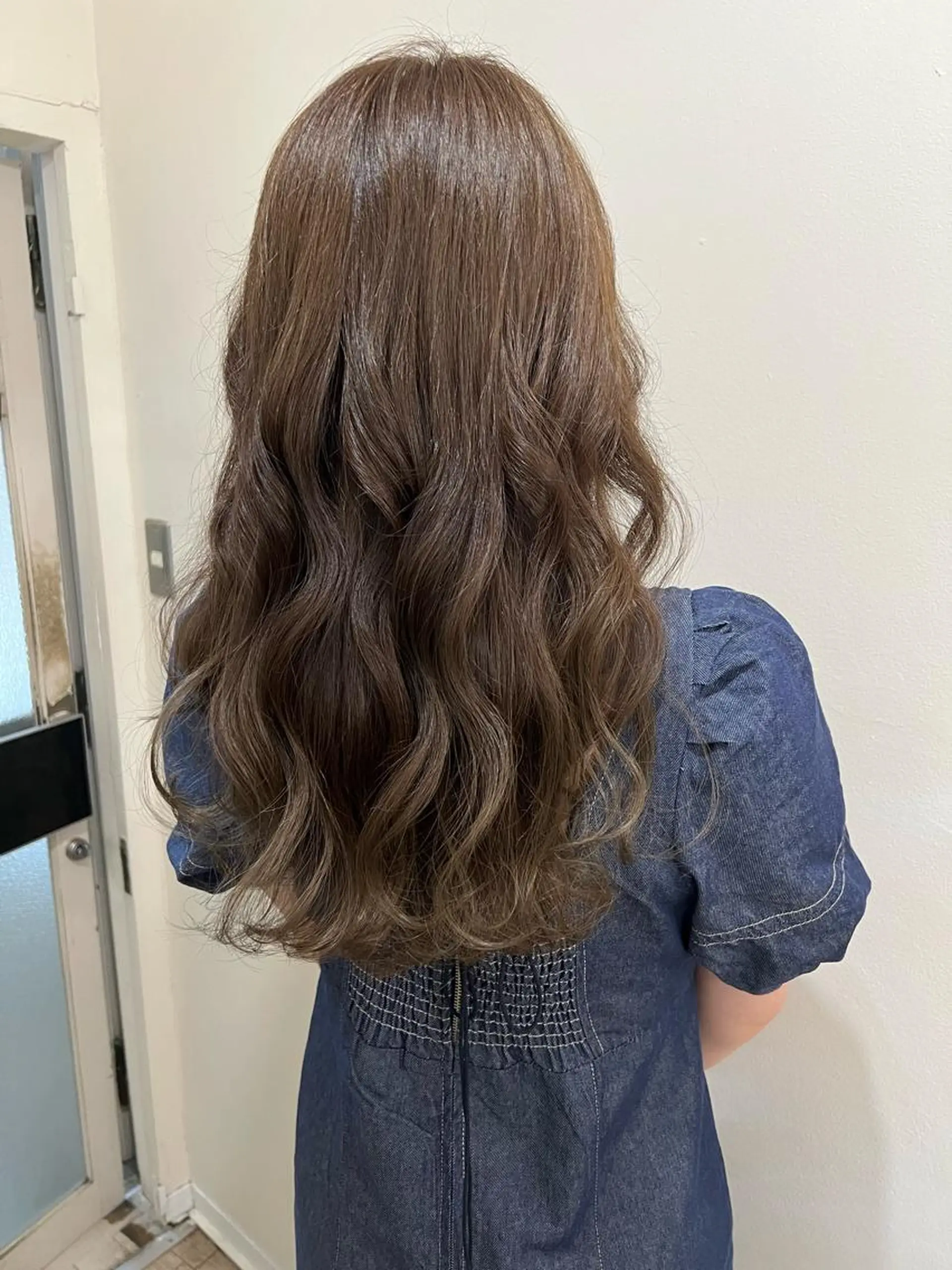 ロング カラー ベージュカラー イルミナカラー Cecilhcir 店長コータのヘアスタイル