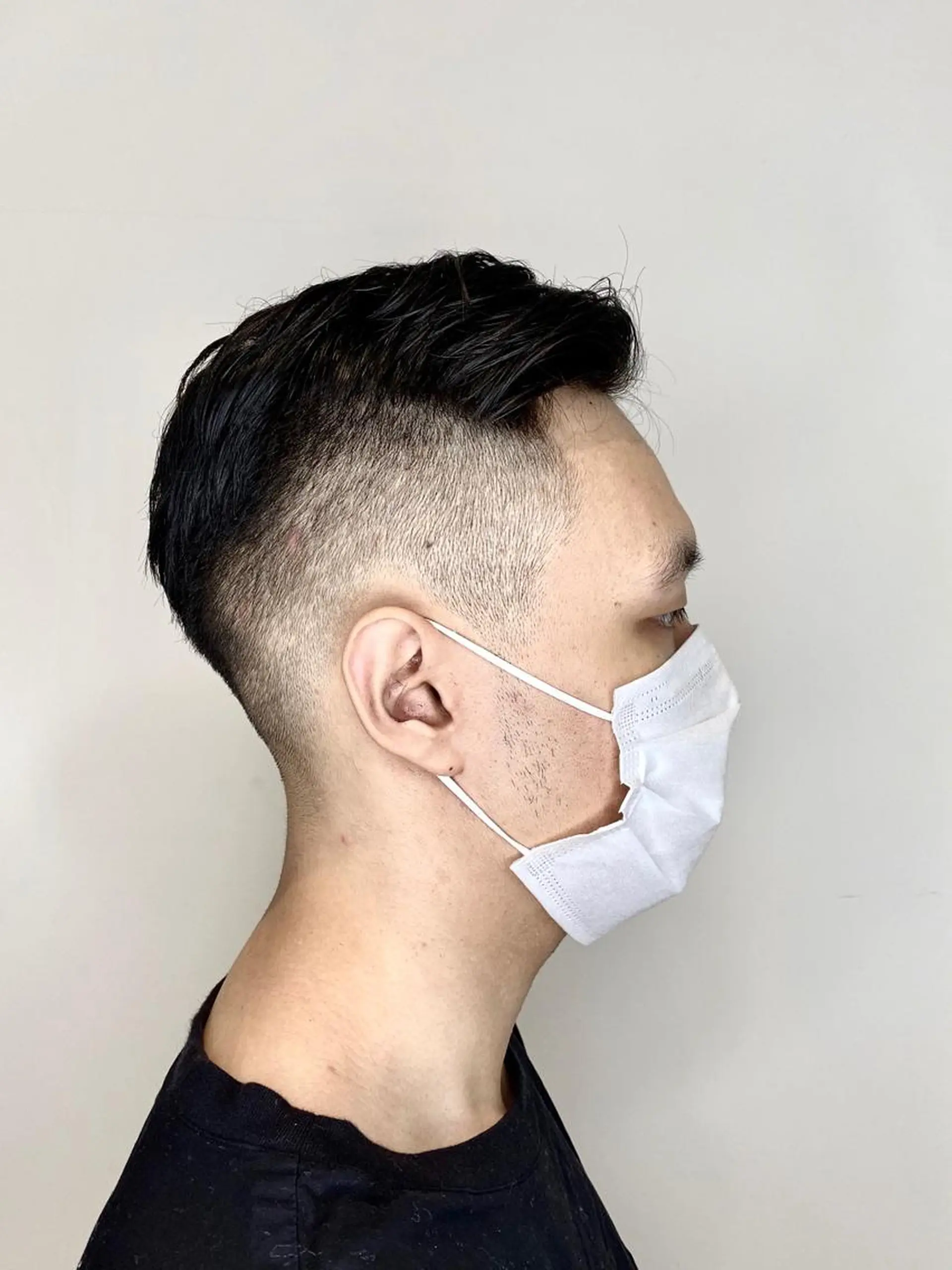 ショート メンズ フェードカット KEN KENのヘアスタイル
