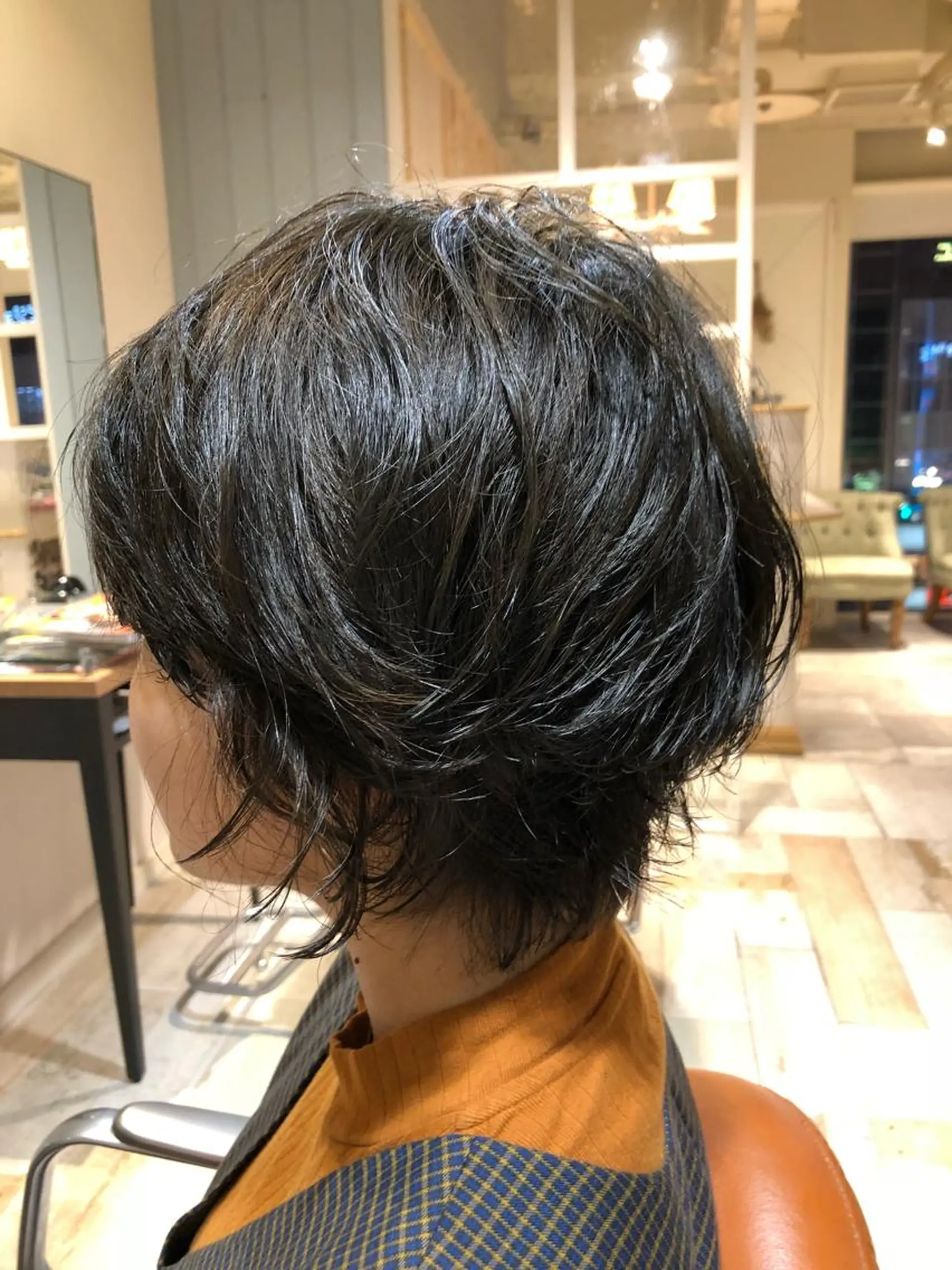 ショート パーマ 星 沙織のヘアスタイル