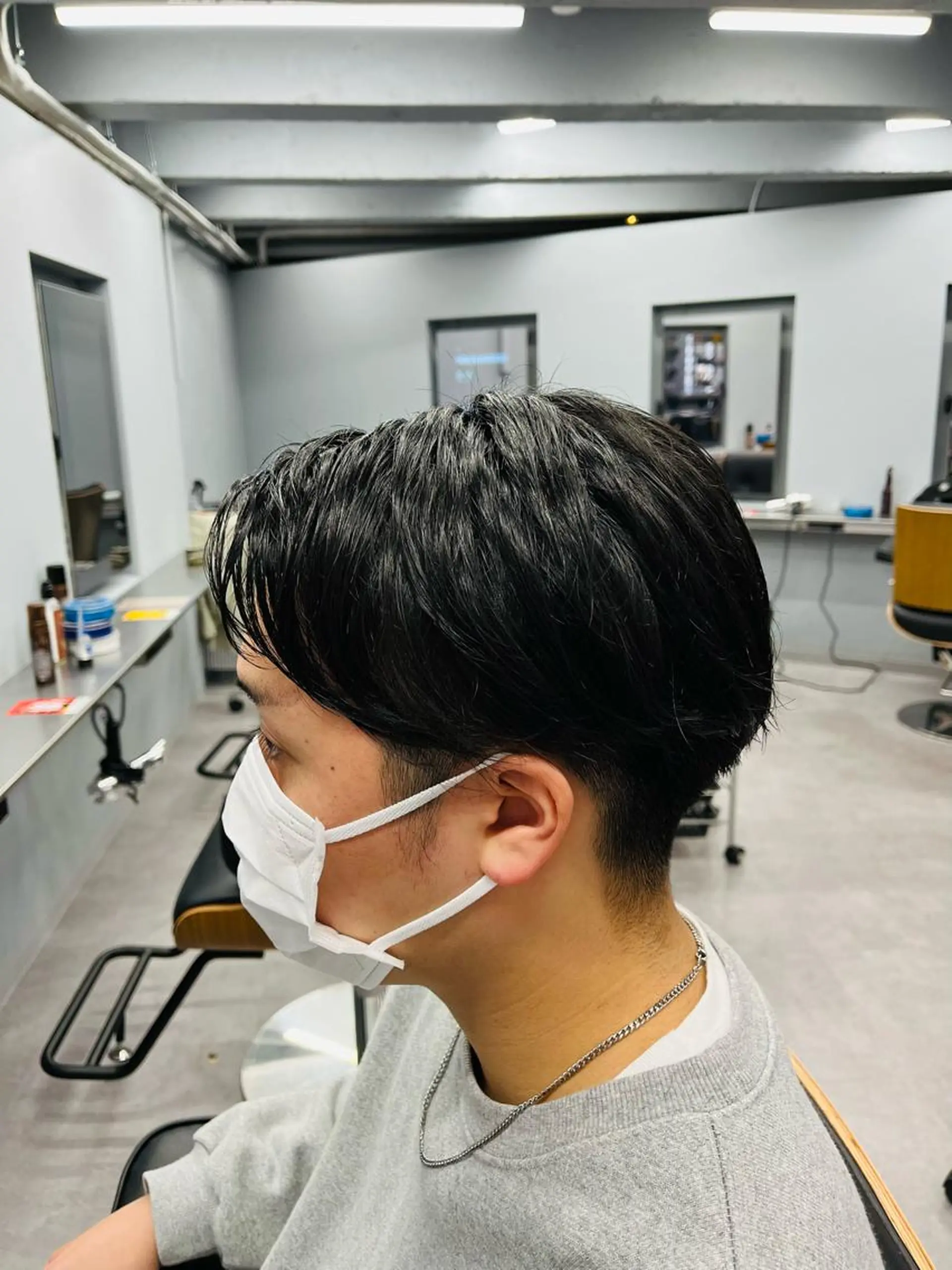 ショート メンズ センターパート フェードカット マッシュ メンズパーマ メンズツイストパーマ 池袋メンズパーマ フェード純平のヘアスタイル