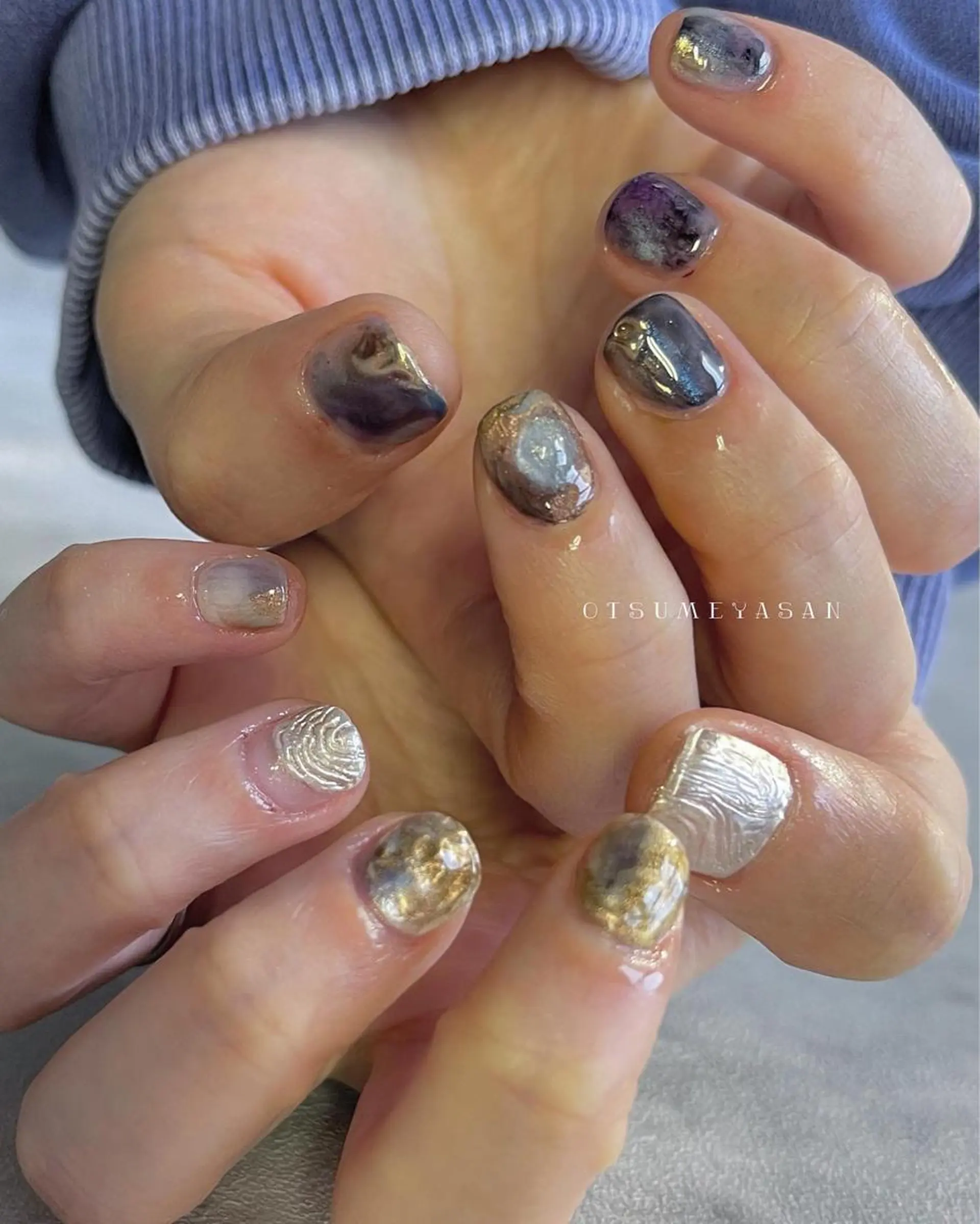 ネイル オーロラネイル ジェルネイル 韓国ネイル マグネットネイル ミラーネイル わたなべ ちかのネイルデザイン