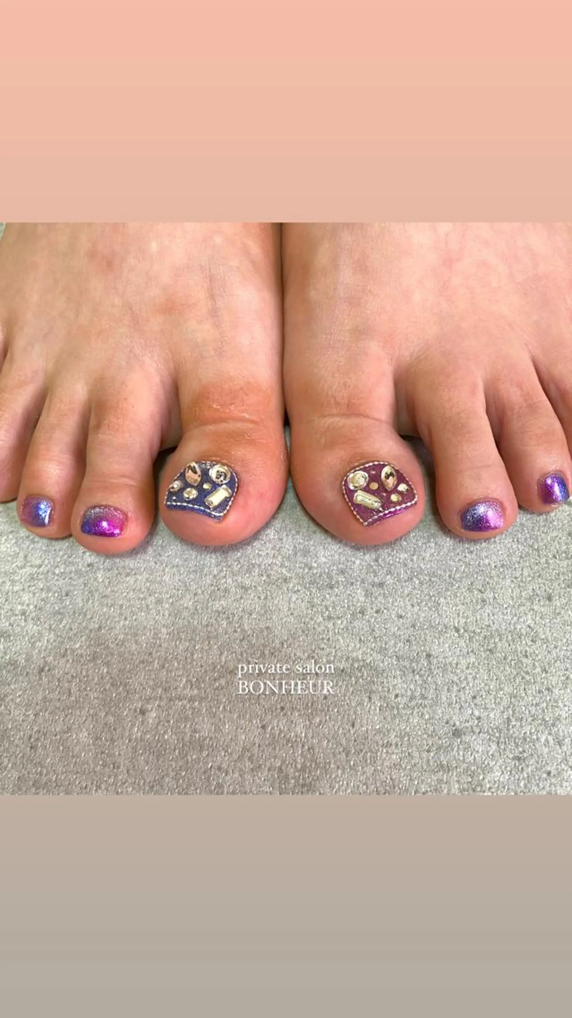 ネイル フットネイル BONHEUR Annaのネイルデザイン
