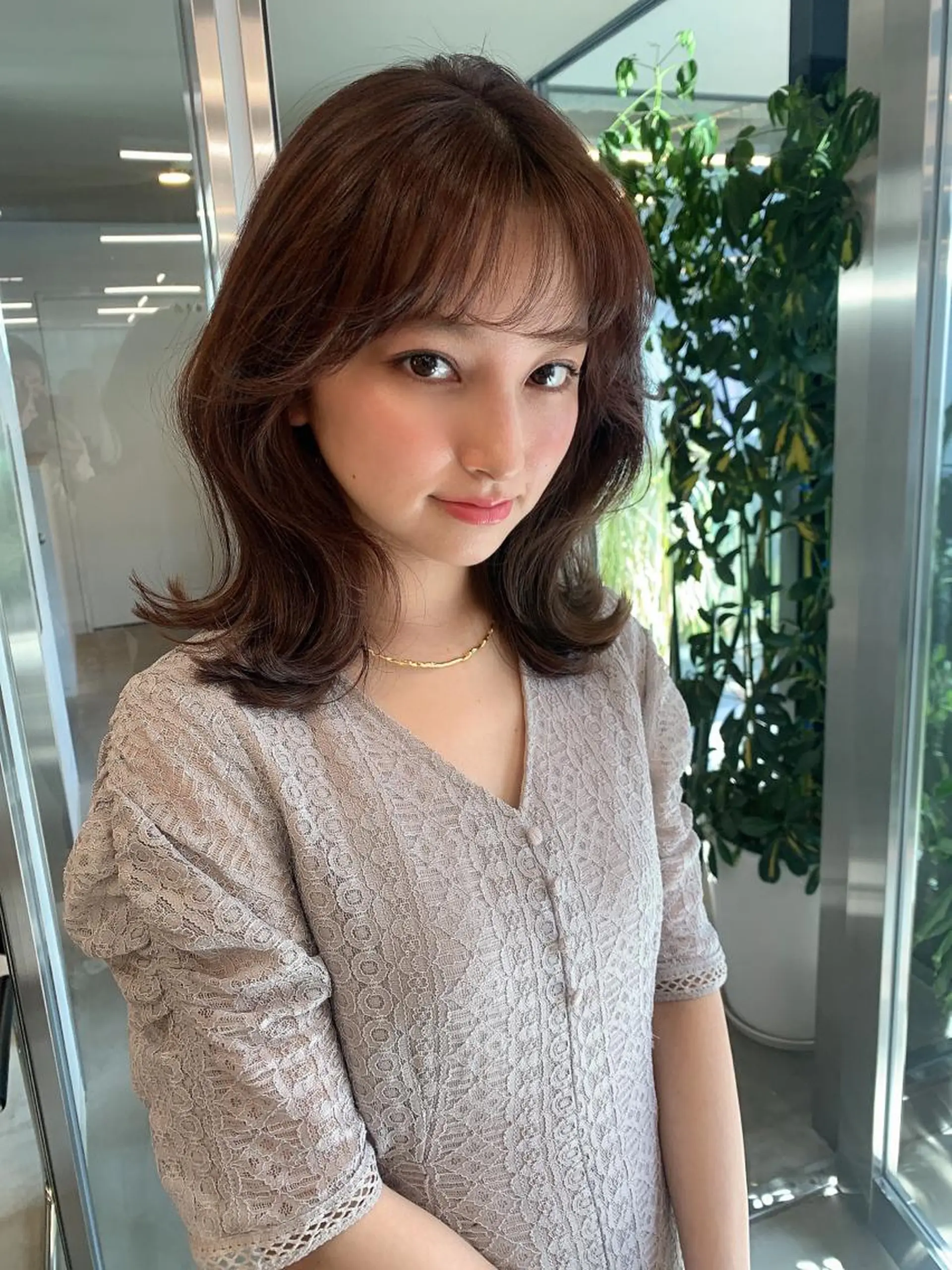 ミディアム カラー カット ヘアカラー トリートメント ヘッドスパ 透明感/オリーブ/ グレージュ/YUKAのヘアスタイル