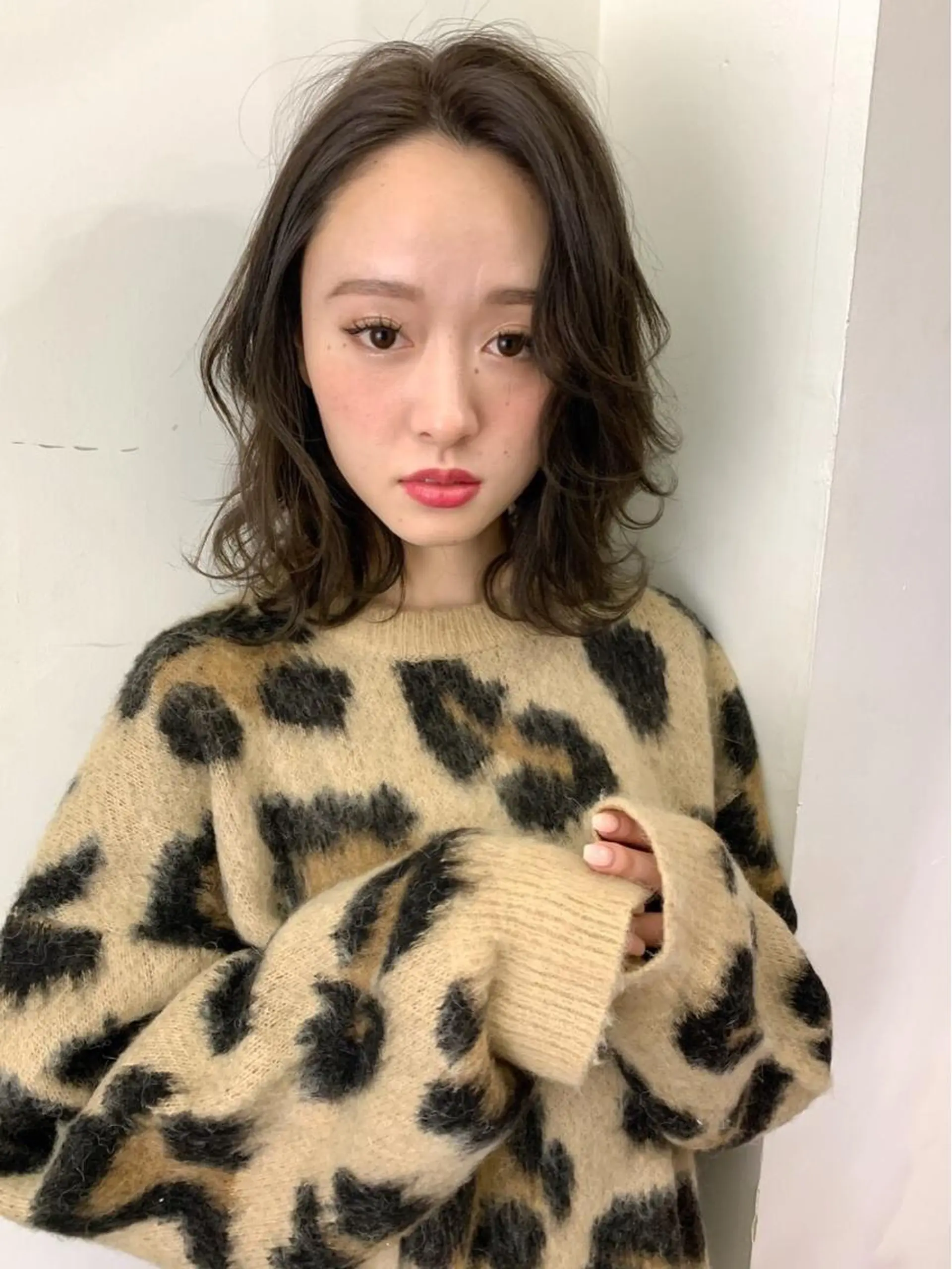 ミディアム カラー パーマ 顔まわりレイヤー 顔周りカット レイヤーカット 小顔カット REEED所属・メンズ特化👨 細谷碧海のヘアスタイル