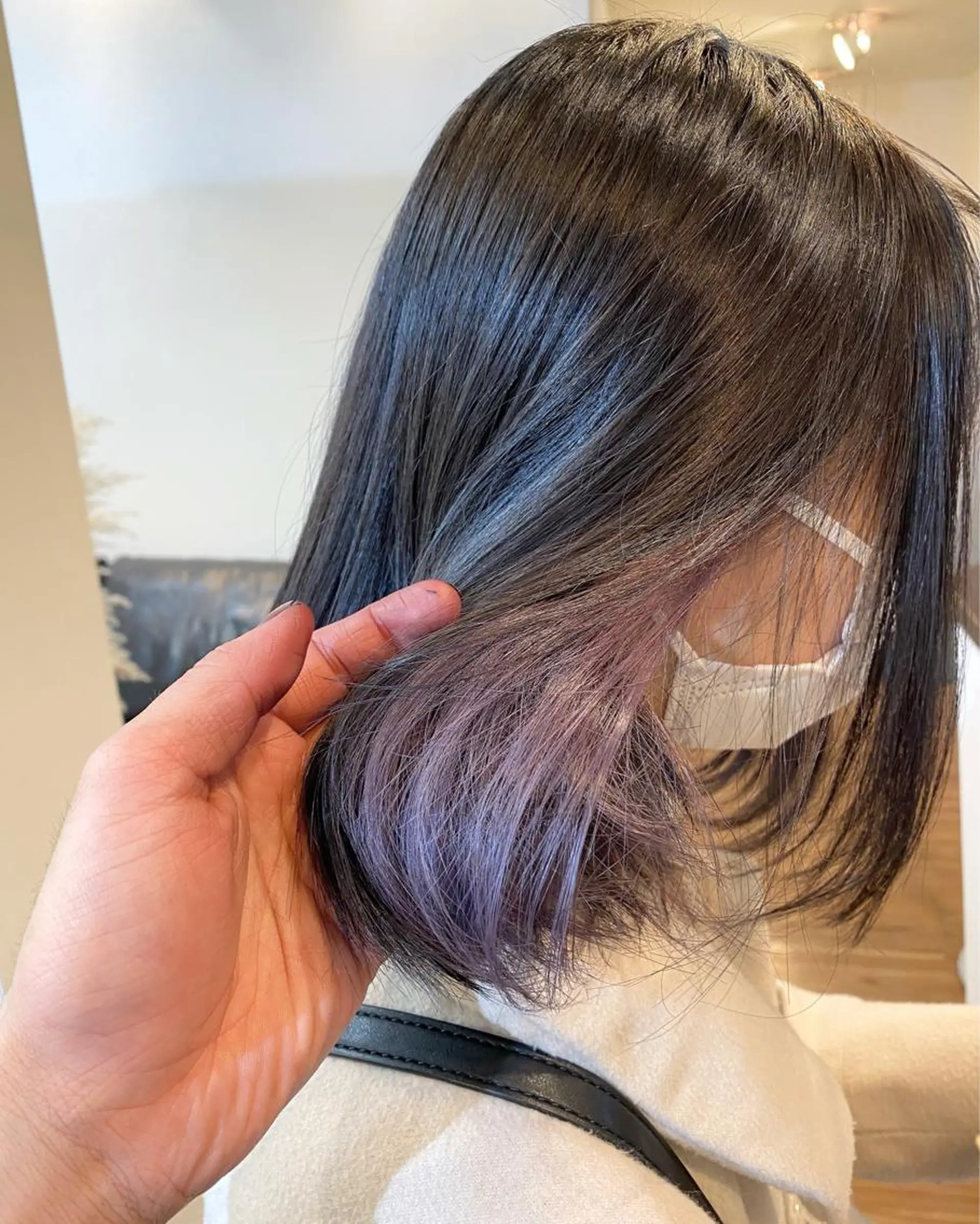 ショート カラー 黒髪 ブリーチ ブルーカラー ブルーブラック ラベンダーカラー 色ムラ修正の神様 新宿ハイトーンかすみのヘアスタイル