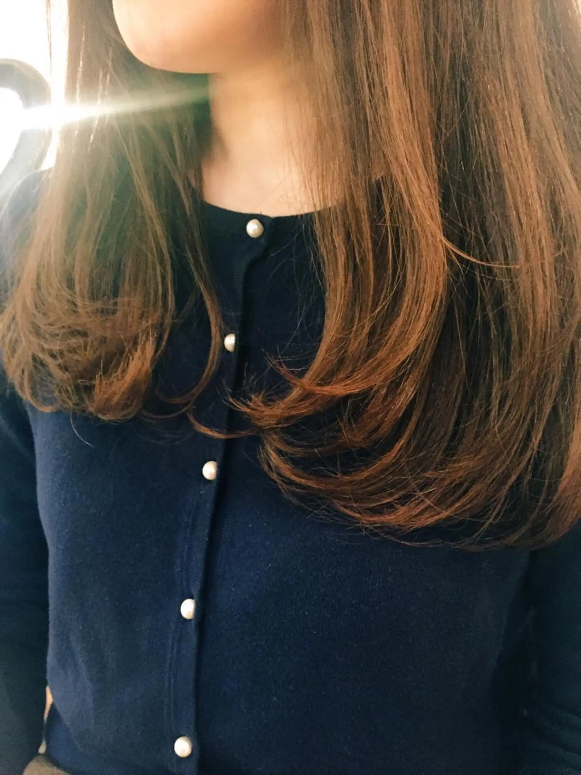 ミディアム カラー conne& ririのヘアスタイル