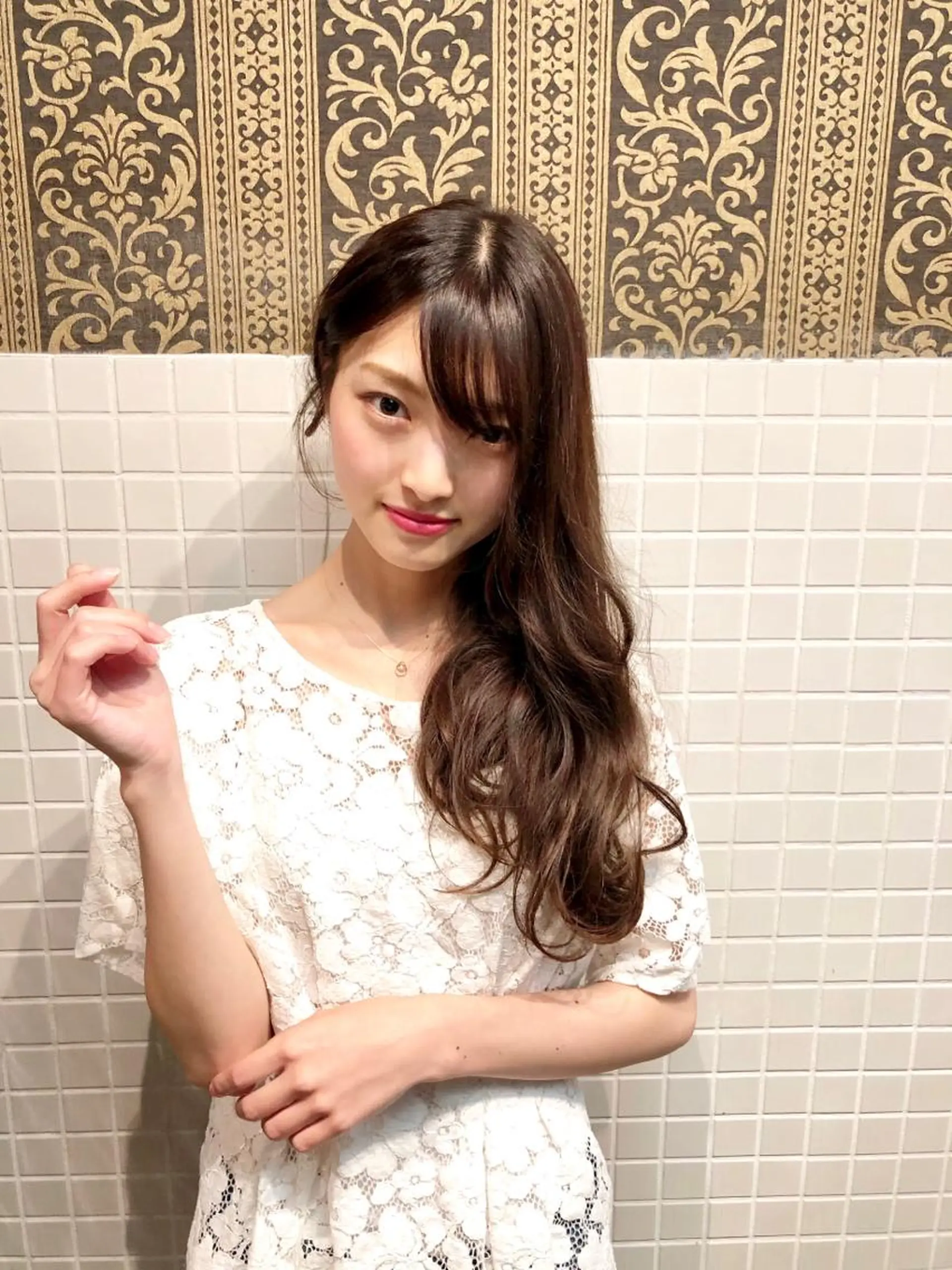 ロング H by Real meのヘアスタイル