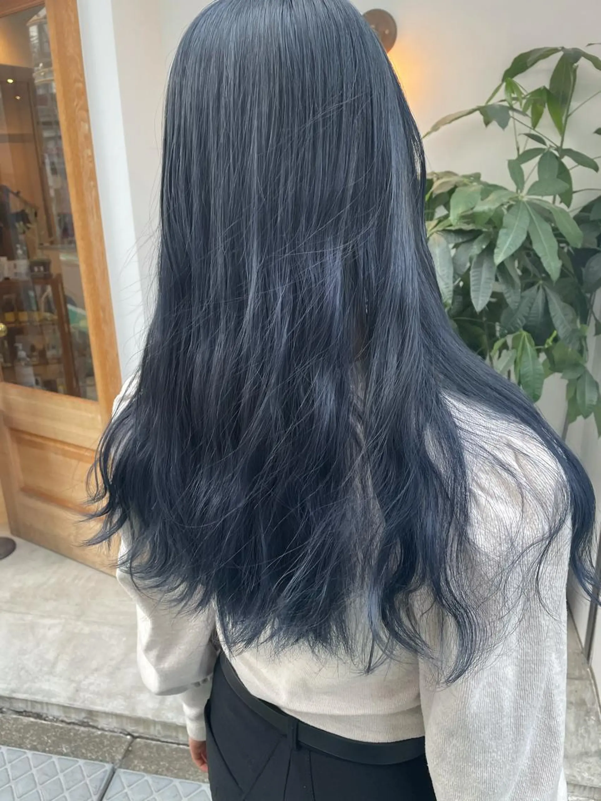 ロング カラー 黒髪 ブリーチ ブルーカラー ブルーブラック カット ヘアカラー トリートメント 中目黒🌼 🌼ハナのヘアスタイル