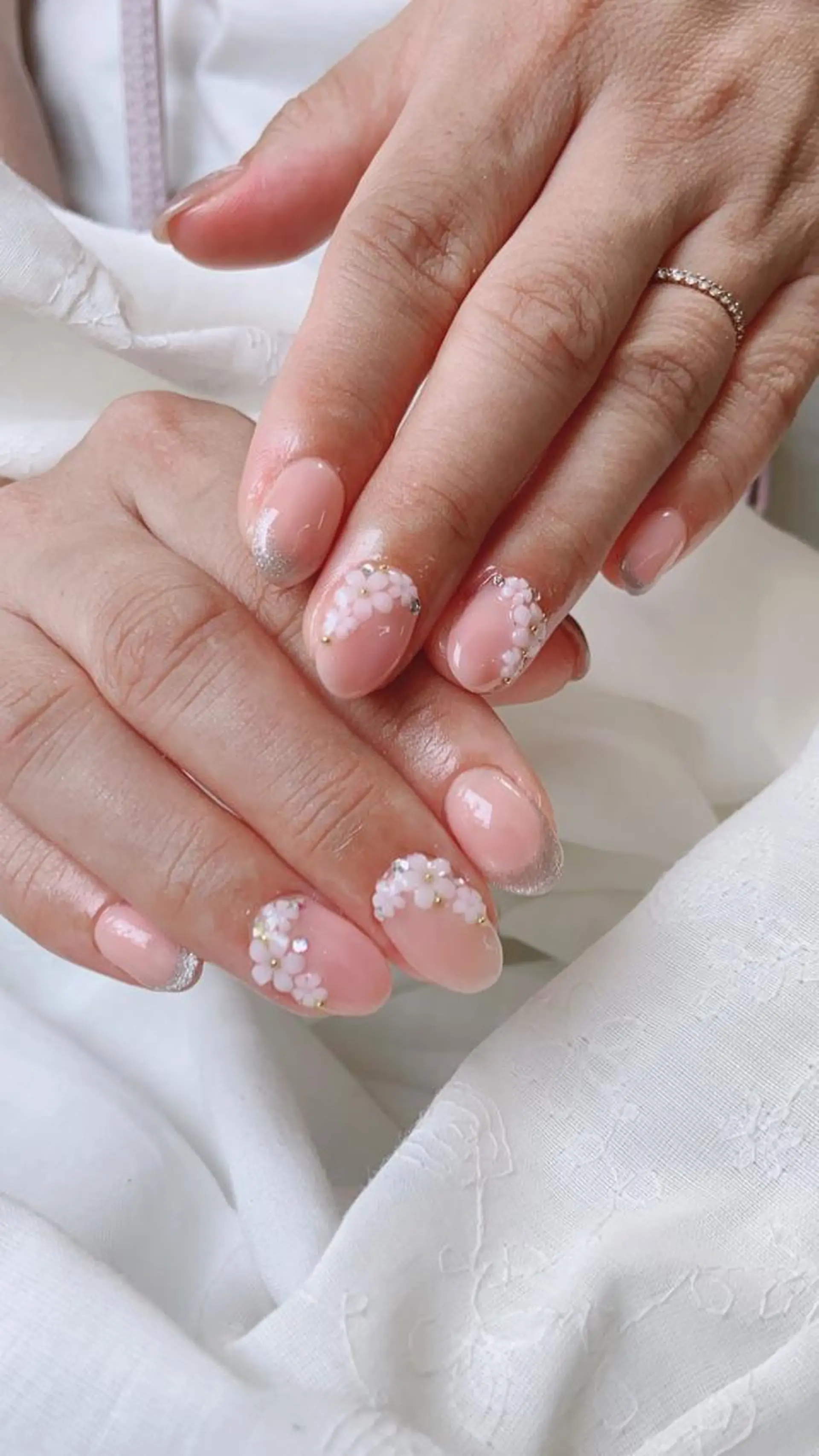 ネイル フレンチネイル マグネットネイル マグネットフレンチ HandSnail自宅サロン所属・HandSnail 座間自宅ネイルサロンのネイルデザイン