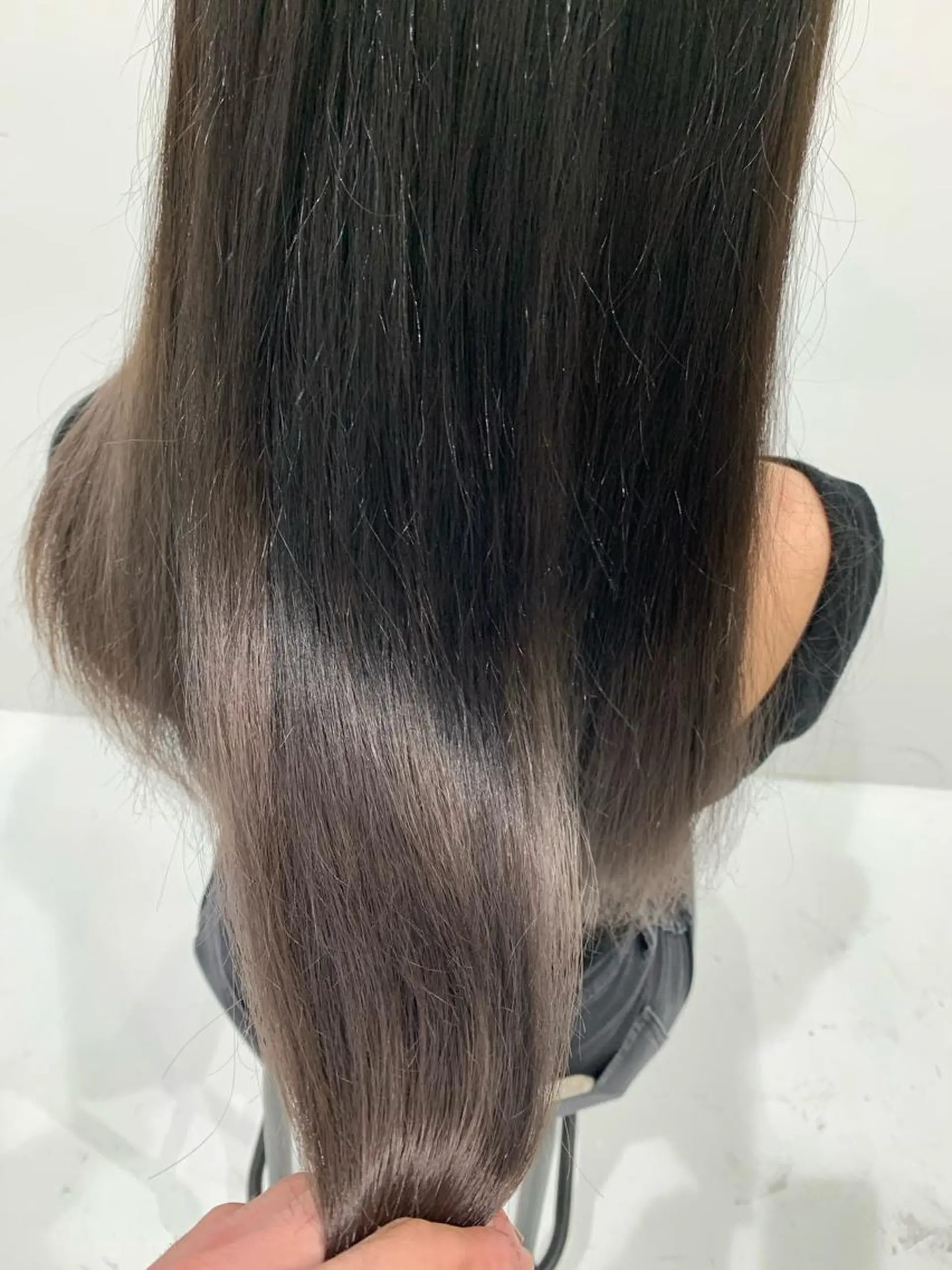 ロング カラー ヘアカラー トリートメント TAKUMI .のヘアスタイル