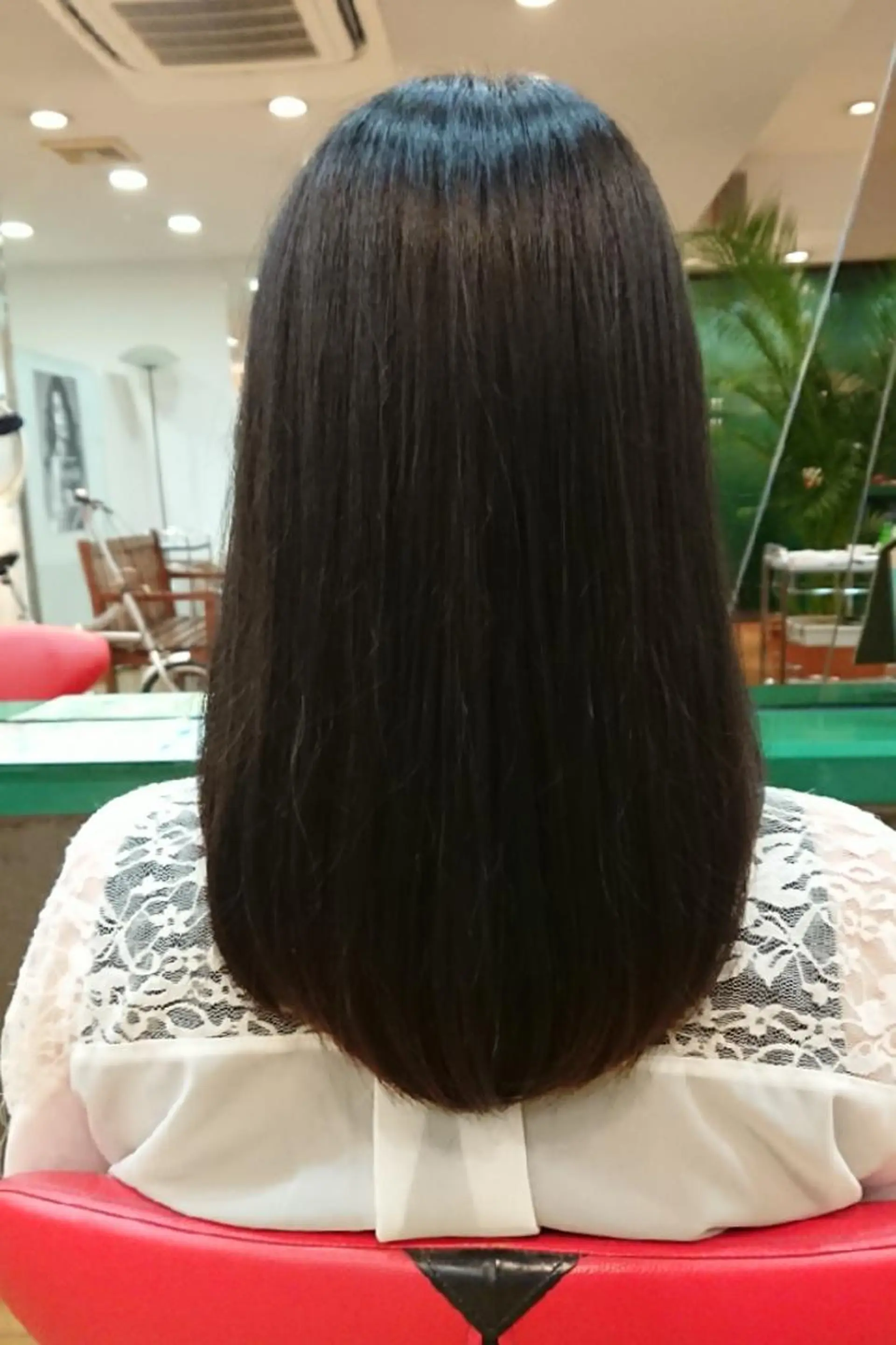 ロング 原 萌香のヘアスタイル