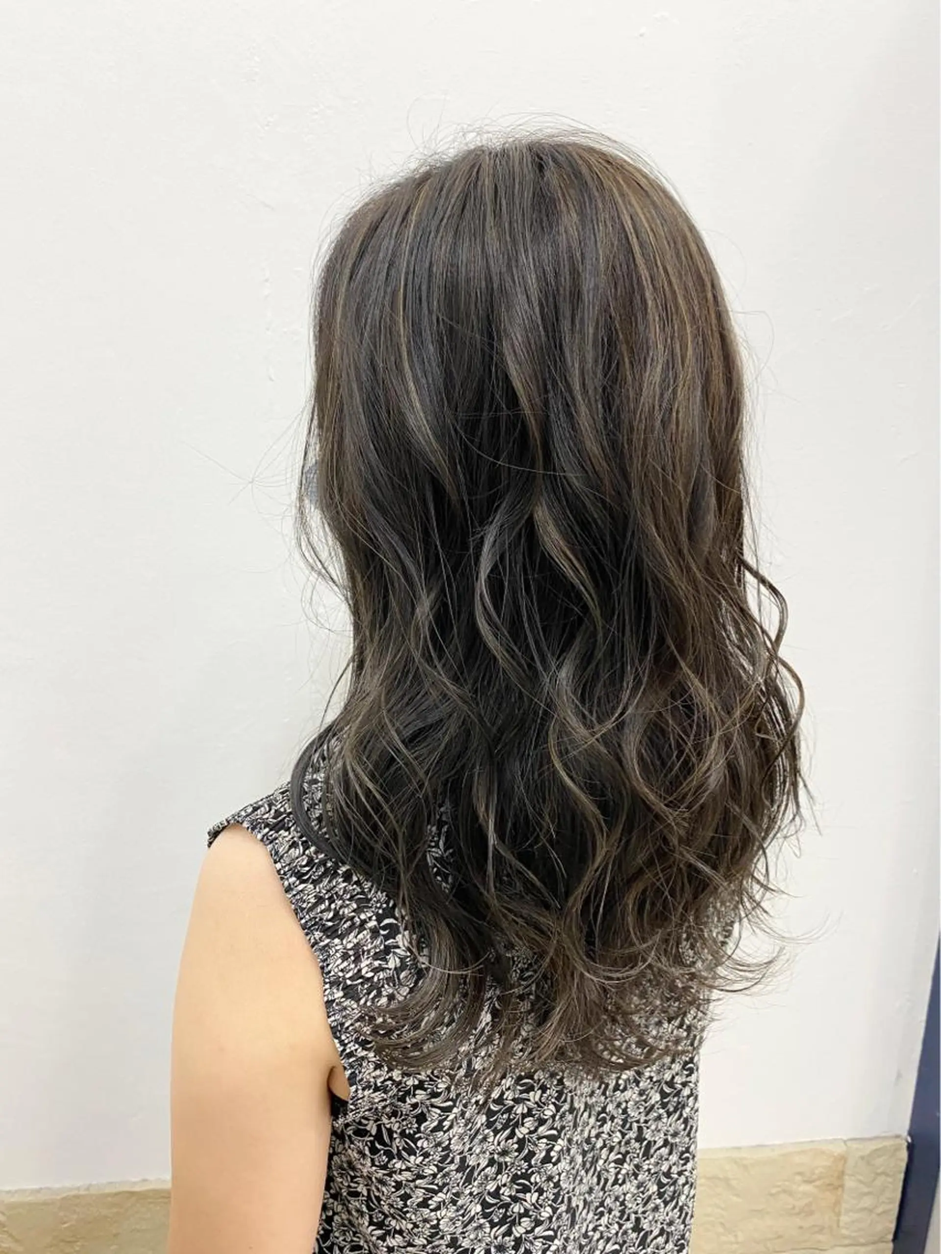 セミロング カラー ヘアアレンジ 🧸縮毛矯正特化 金澤 彩香🎀のヘアスタイル