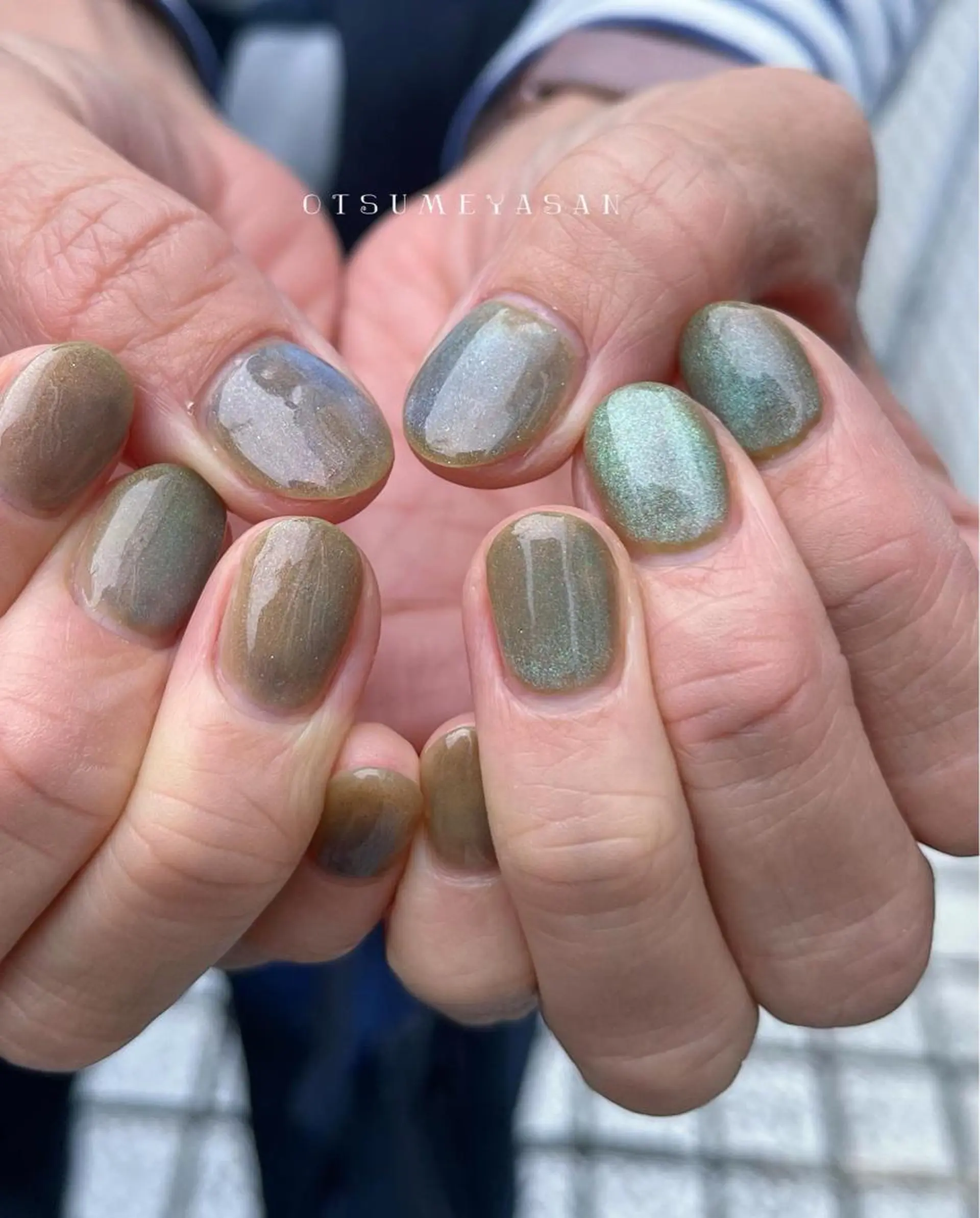 ネイル ジェルネイル 韓国ネイル マグネットネイル ミラーネイル ニュアンスネイル わたなべ ちかのネイルデザイン
