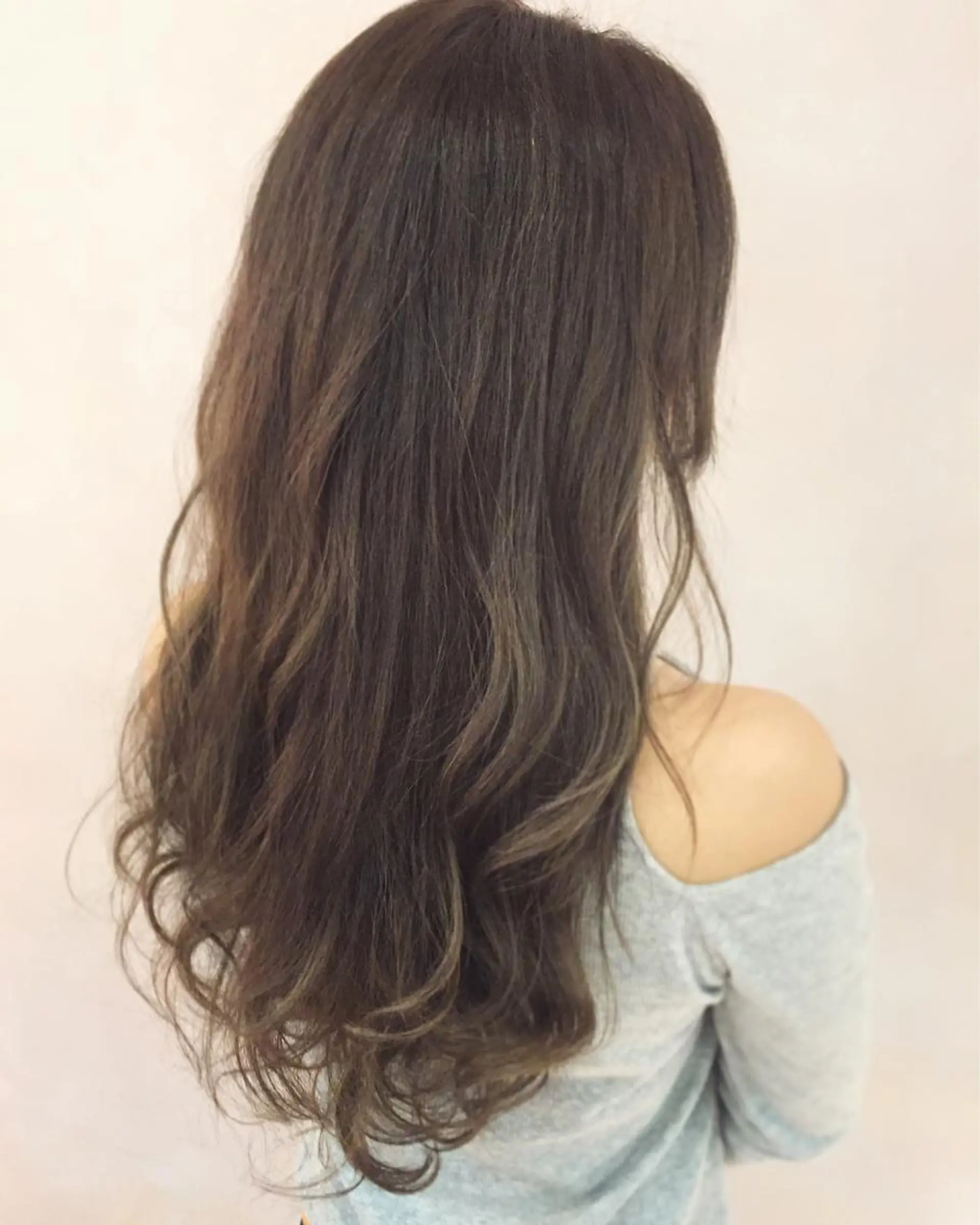 ロング カラー 岡崎勇人/レイヤー/ 韓国/ケラチンTRのヘアスタイル