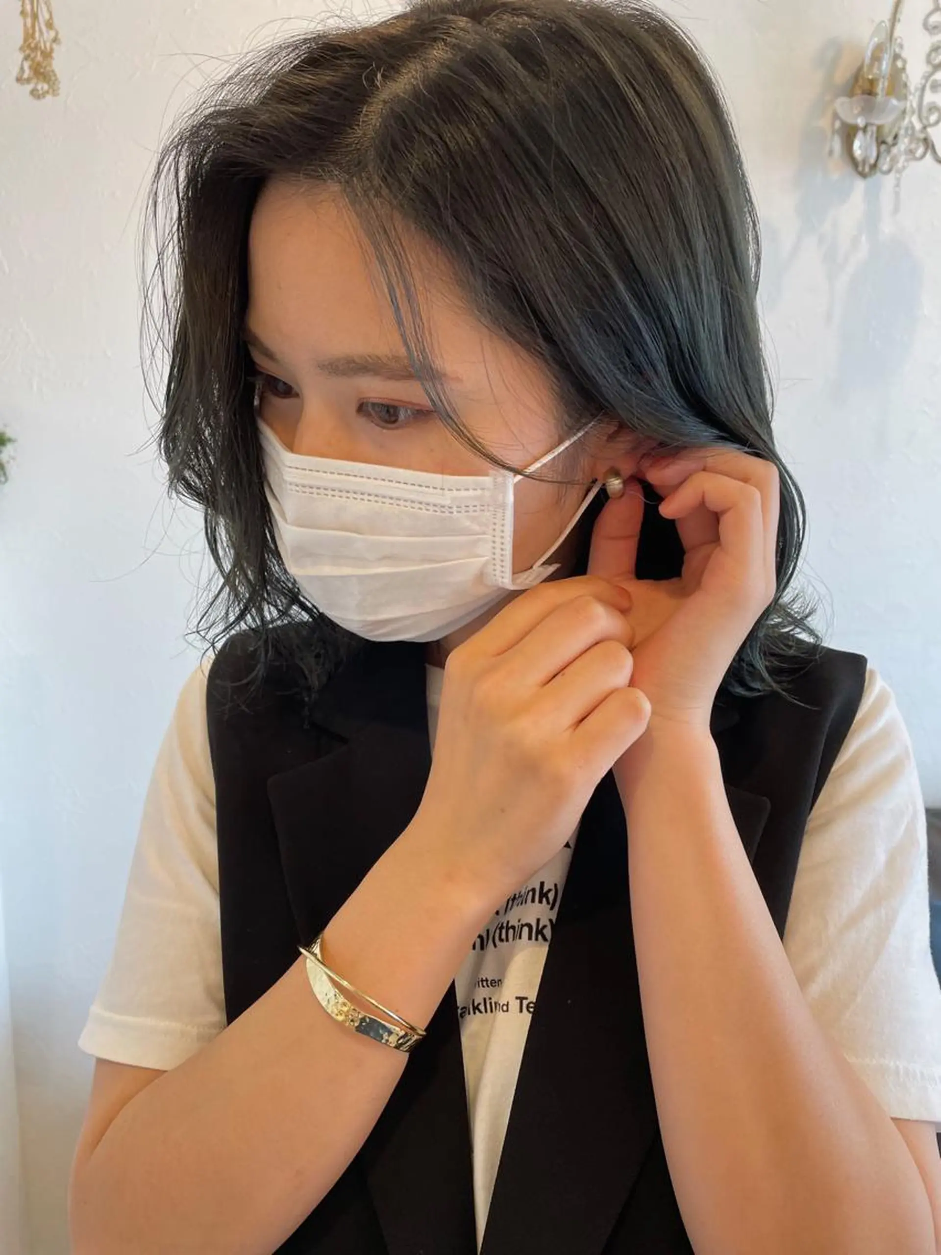 ミディアム カラー 黒髪 ブルーカラー ブルーブラック ヘアカラー トリートメント m ā l o.🌷 サカモトマイコのヘアスタイル