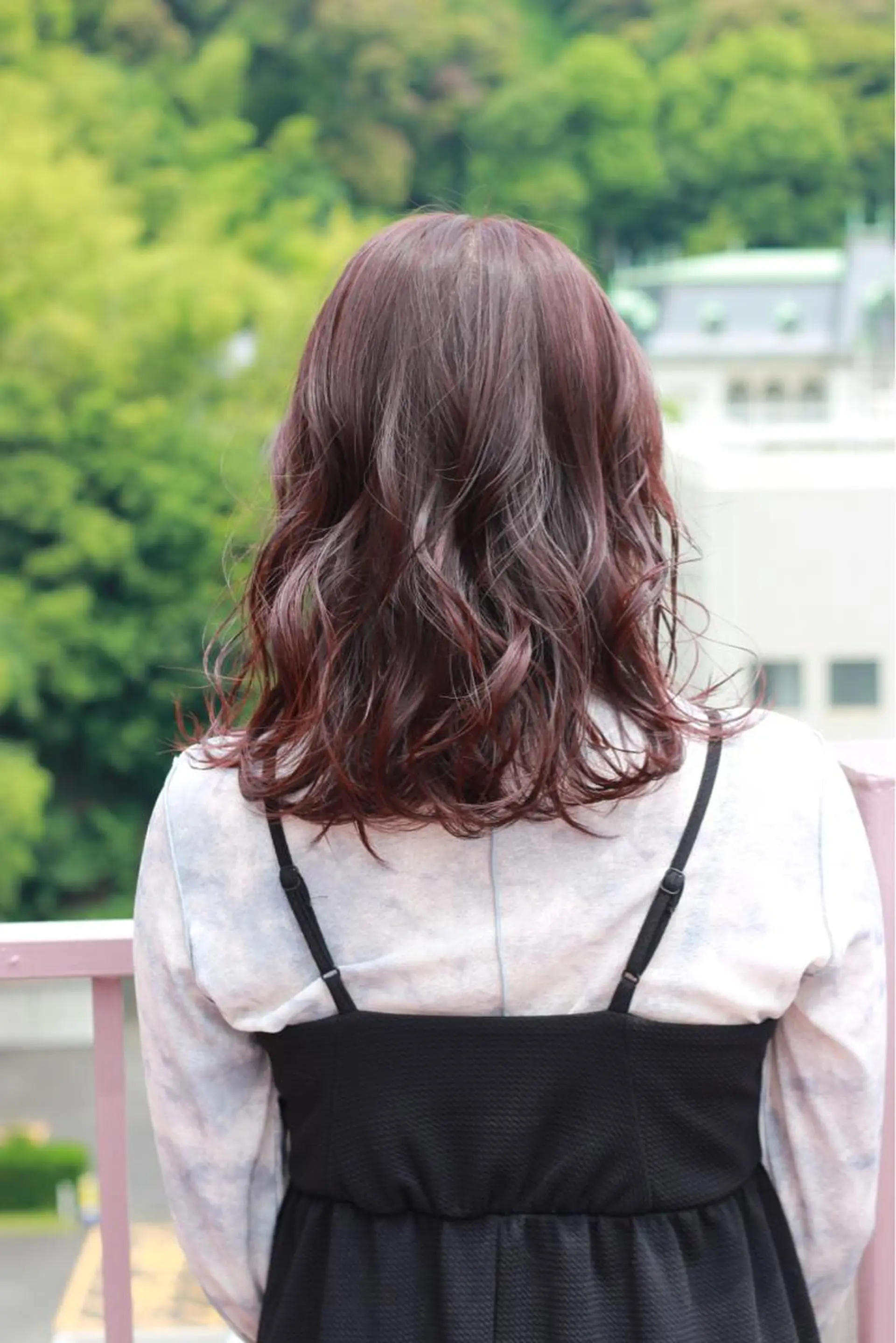 ミディアム カラー ラベンダーカラー ピンクカラー ピンクラベンダー ヘアカラー Viage （ビアージュ）のヘアスタイル