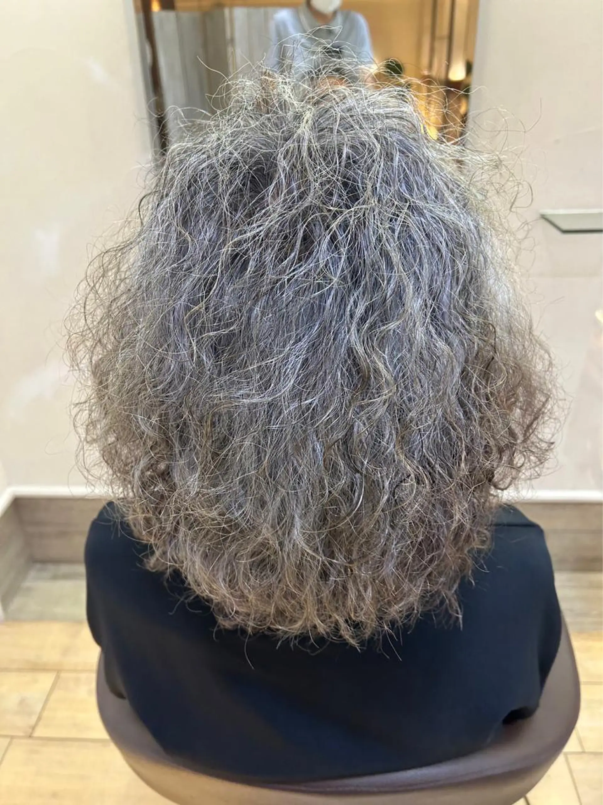セミロング Tabata Hikaruのヘアスタイル