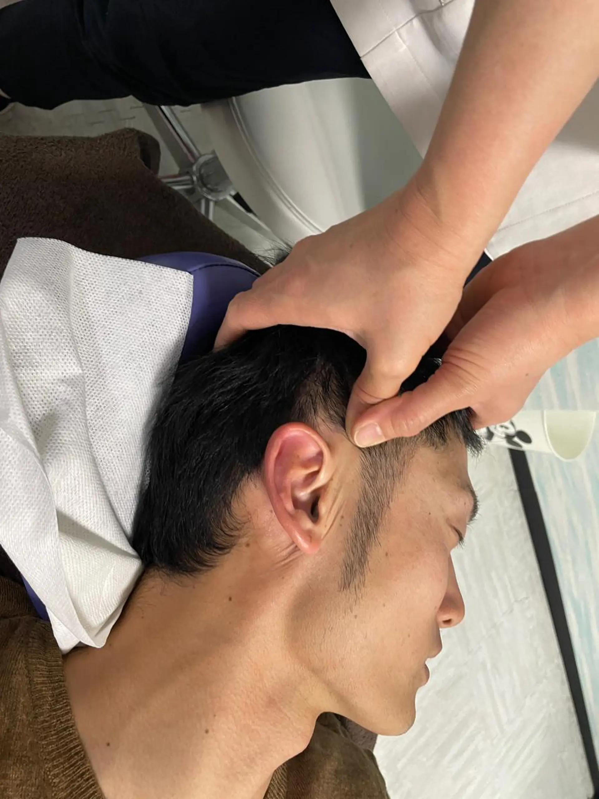 “メイクしたまま"即小顔【美针】mihari所属・小顔矯正マッサージ mihari　栄店のエステ・リラクイメージ