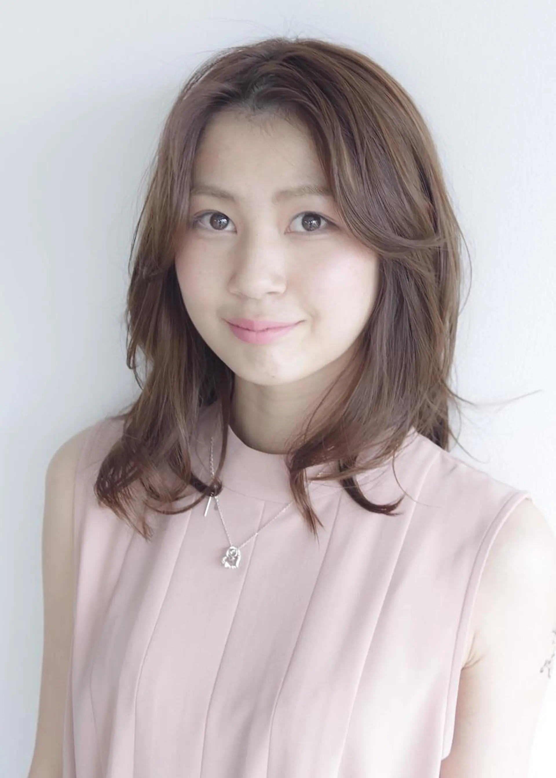 ミディアム セミロング 🌈ディレクター🌈 徳松優希のヘアスタイル