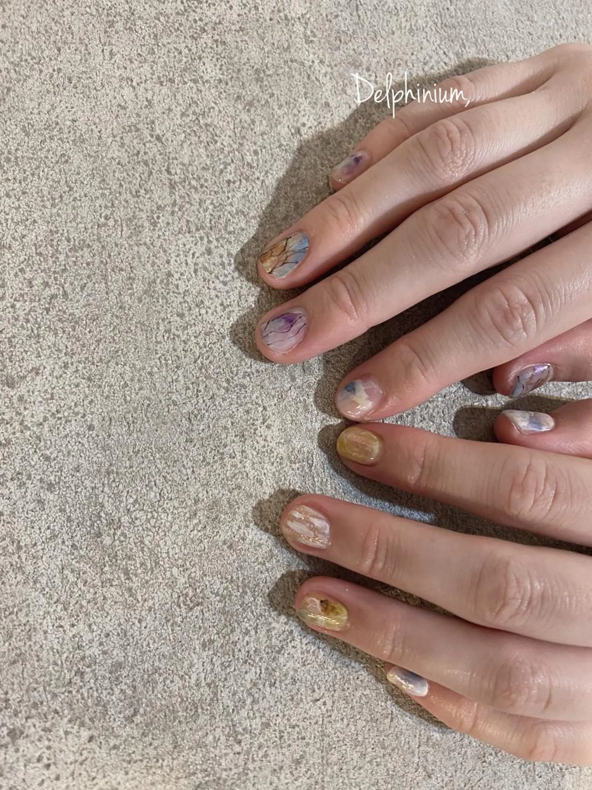 ネイル ジェルネイル ニュアンスネイル パラジェル ショートネイル ハンドネイル 岡本 友恵のネイルデザイン