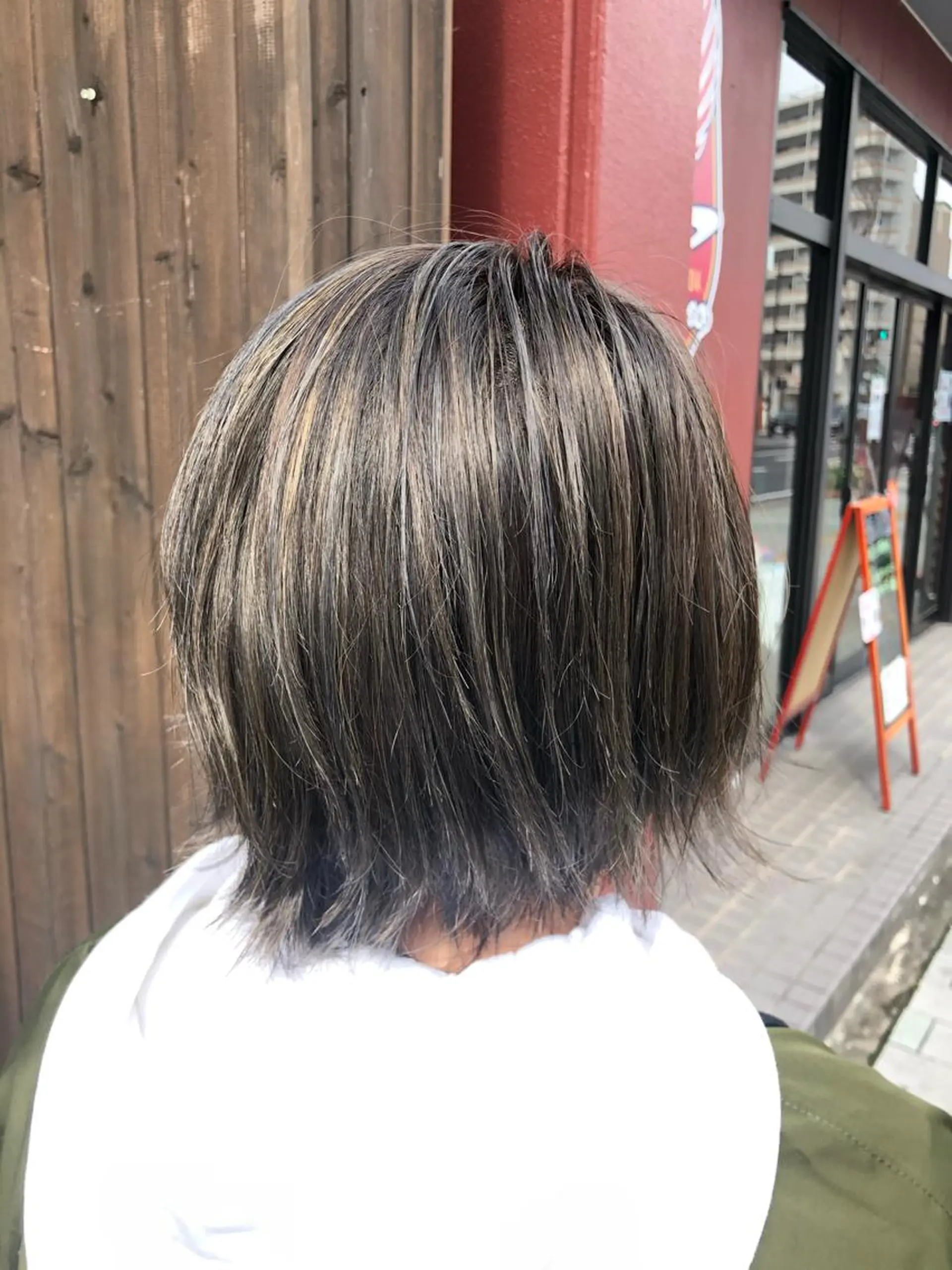 ショート ハイライト カット ヘアカラー 國次 夕貴のヘアスタイル