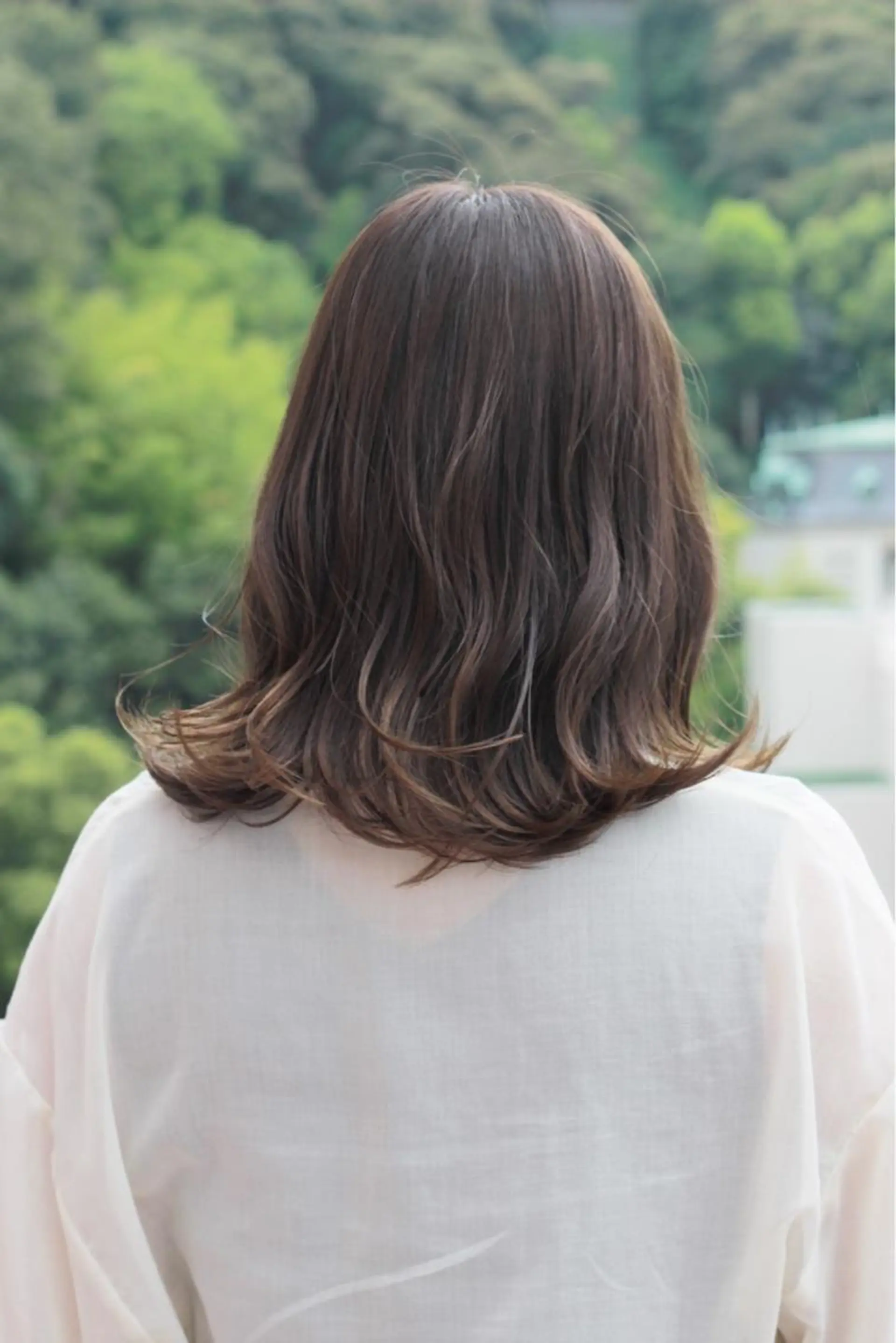 ミディアム カラー グレージュ カーキグレージュ カット ヘアカラー Viage （ビアージュ）のヘアスタイル