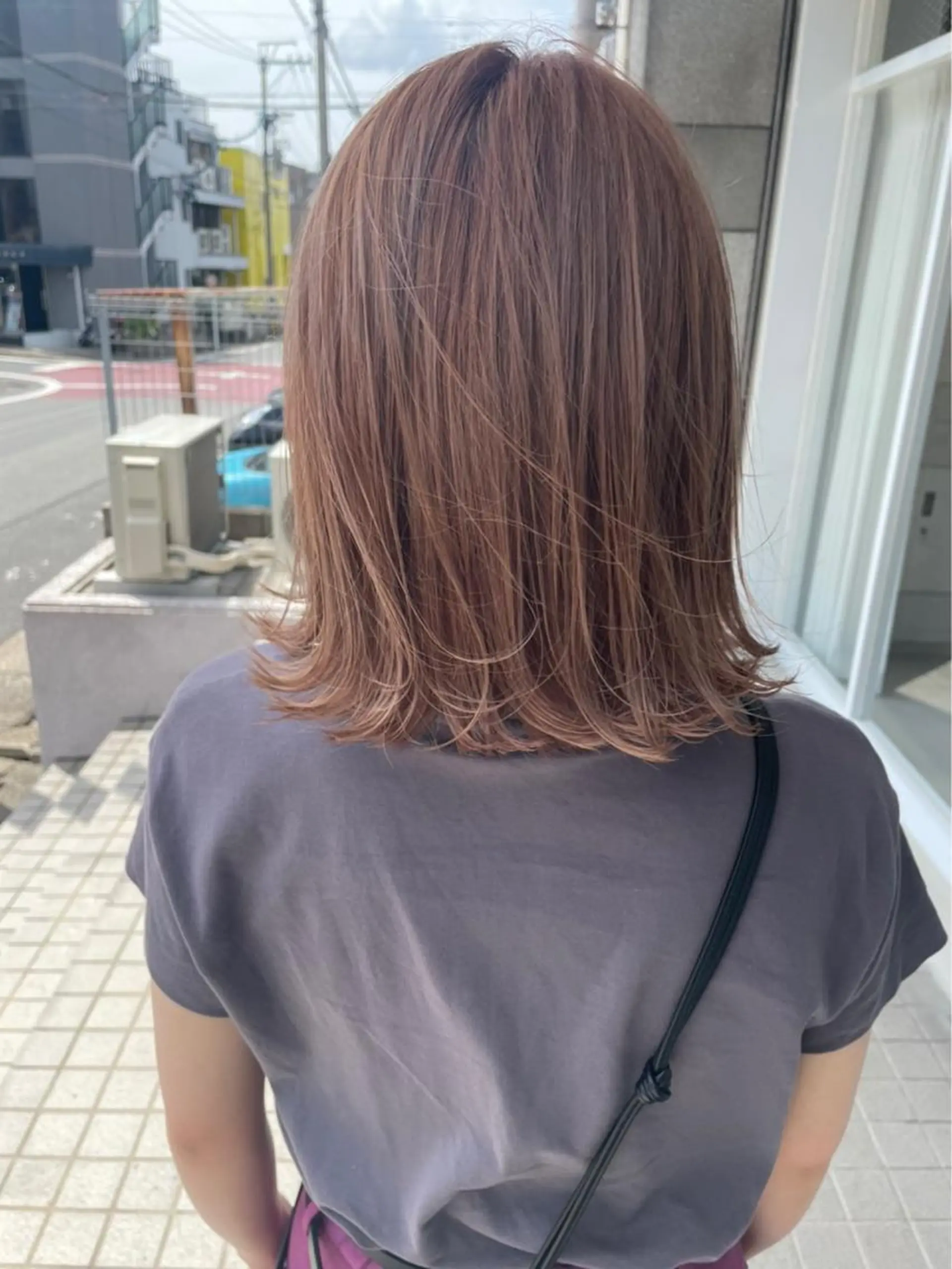 ミディアム カラー 眞名子 瑞紀のヘアスタイル