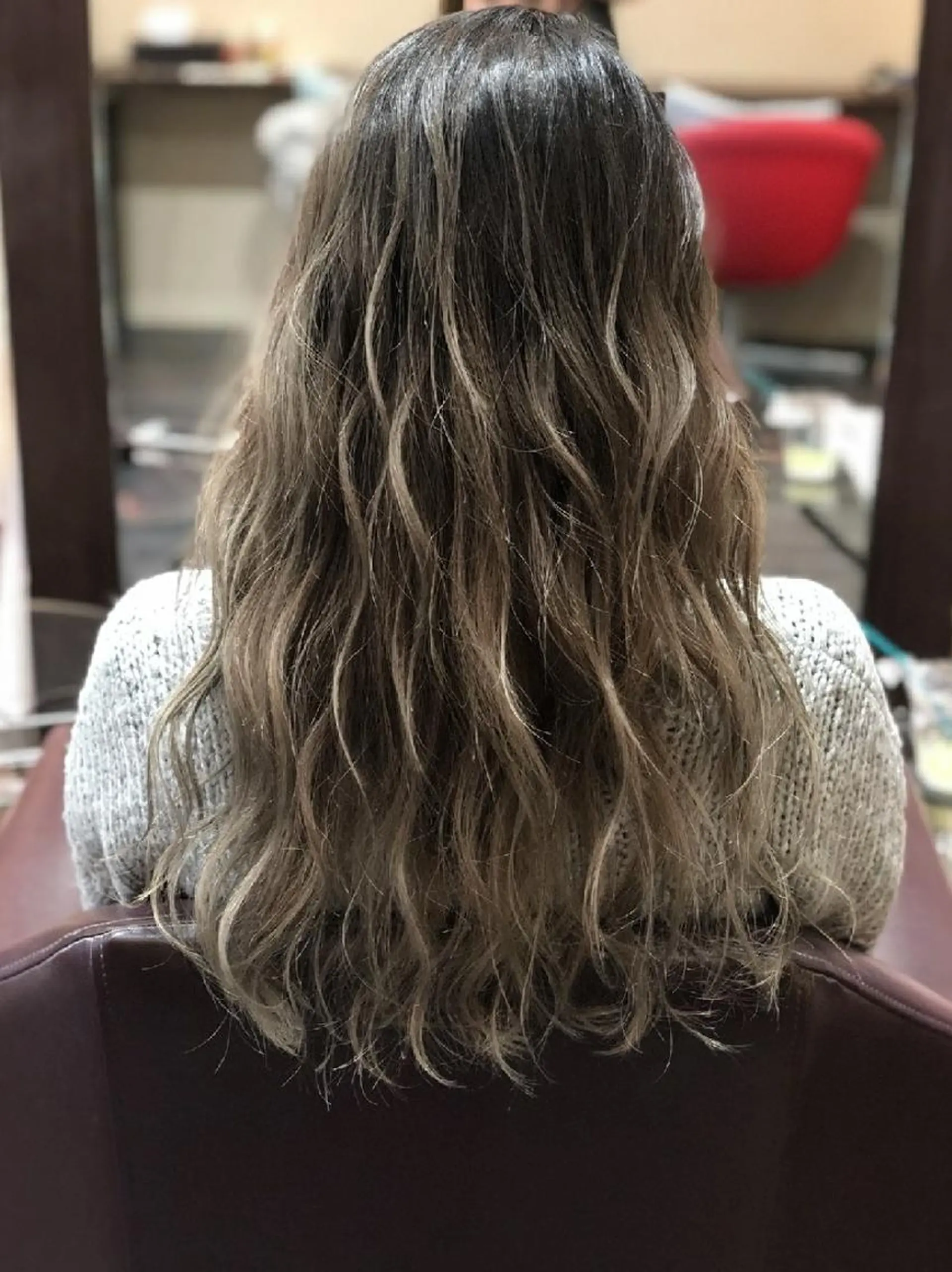 カラー ロング カット ヘアカラー トリートメント 辻 竜也　のヘアスタイル