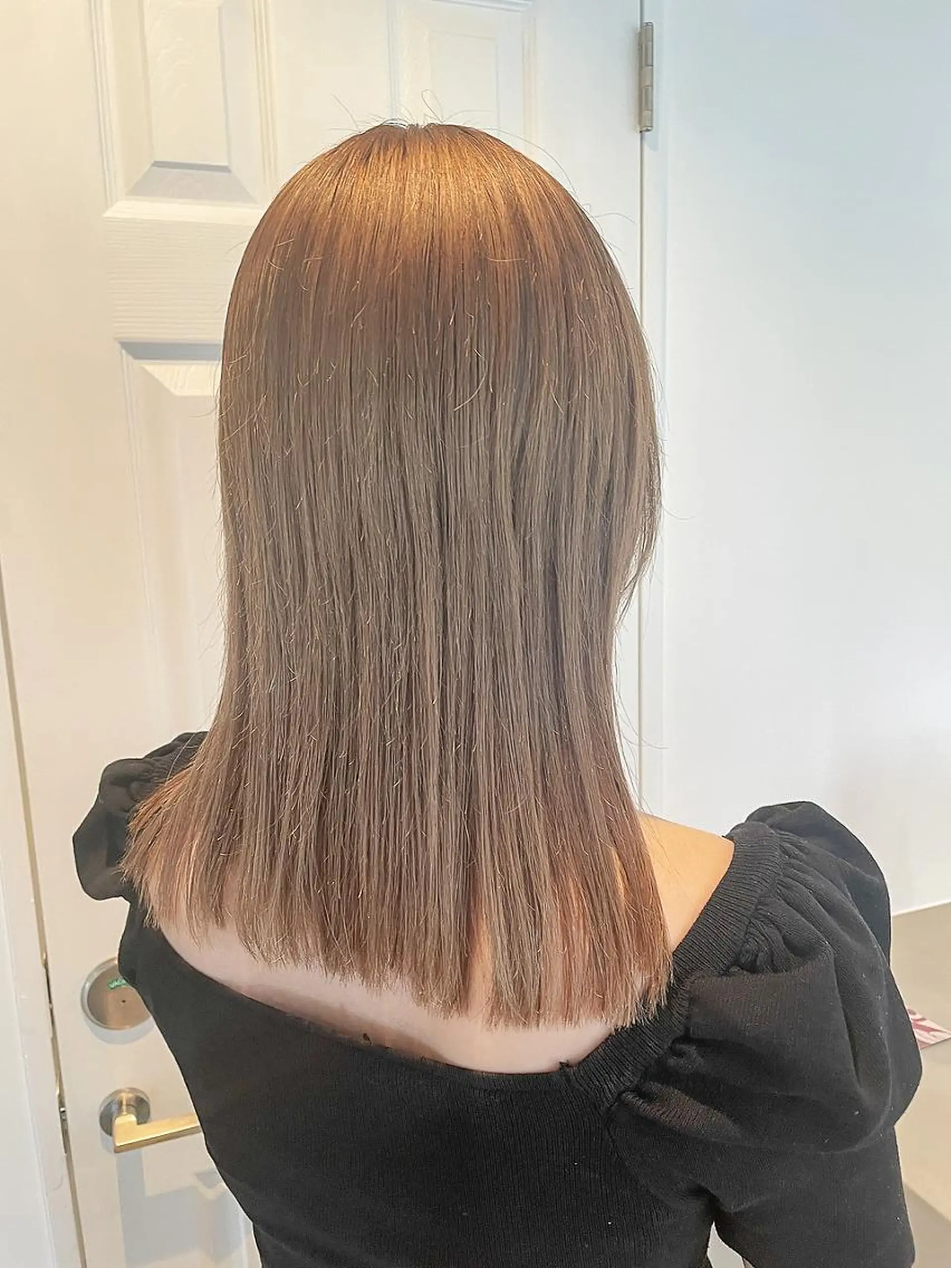ミディアム カラー ミディアムパーマ ベージュカラー ダブルカラー グラデーションカラー ハイライトカラー CEINE PATHのヘアスタイル