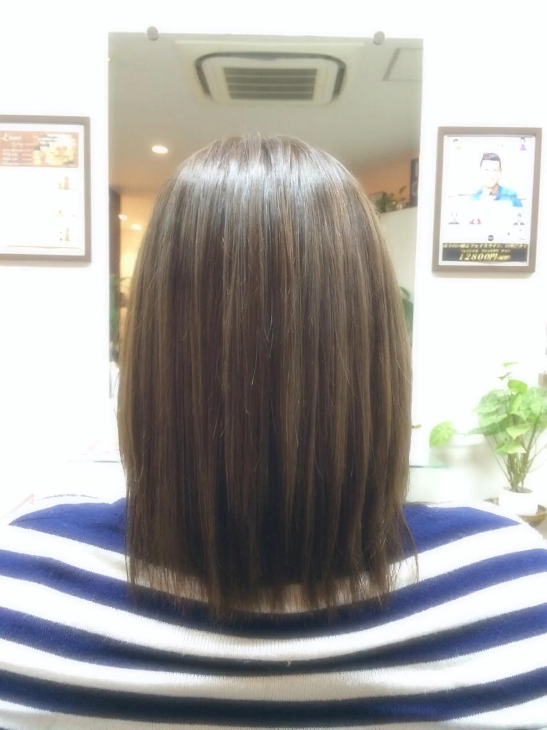 ミディアム カラー グレージュ シルバー 大島 智志のヘアスタイル